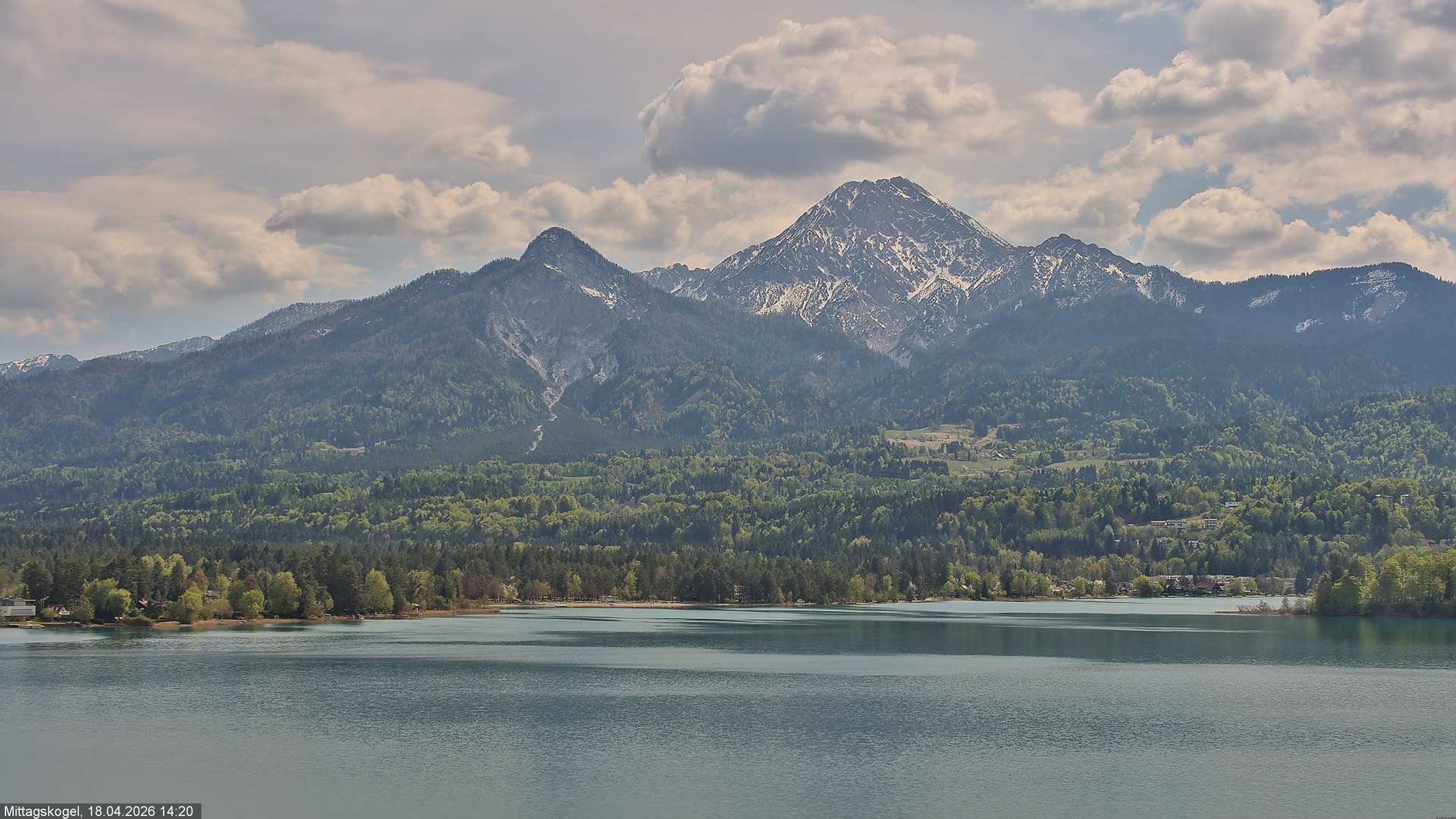 Archived image Webcam Mittagskogel mountain, Faaker See lake