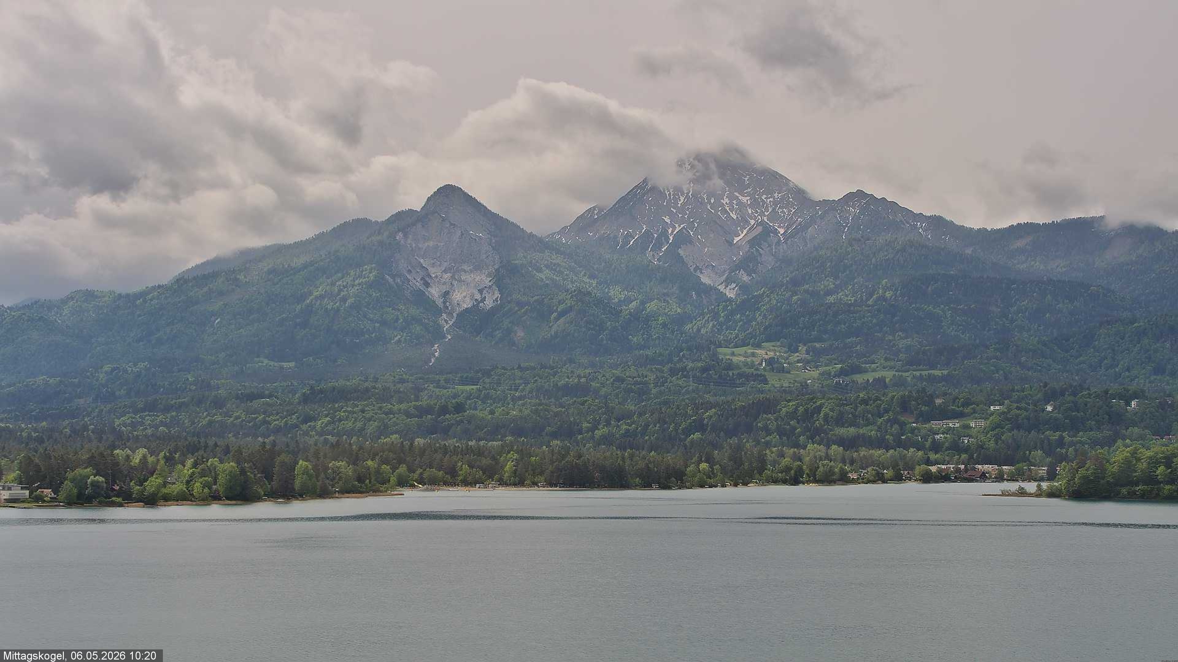 Archiv Foto Webcam Faaker See, Blickrichtung Mittagskogel