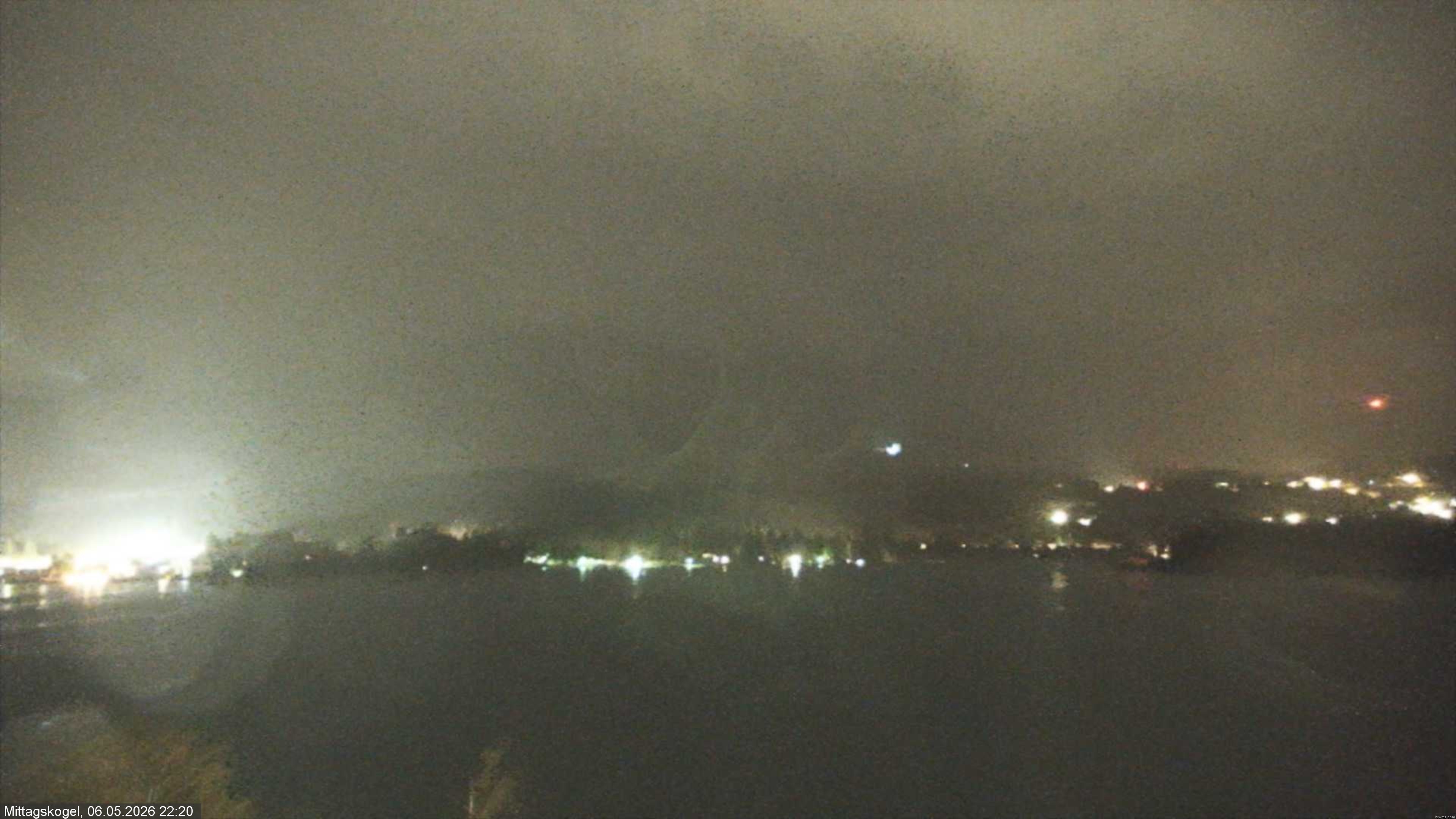 Archiv Foto Webcam Faaker See, Blickrichtung Mittagskogel