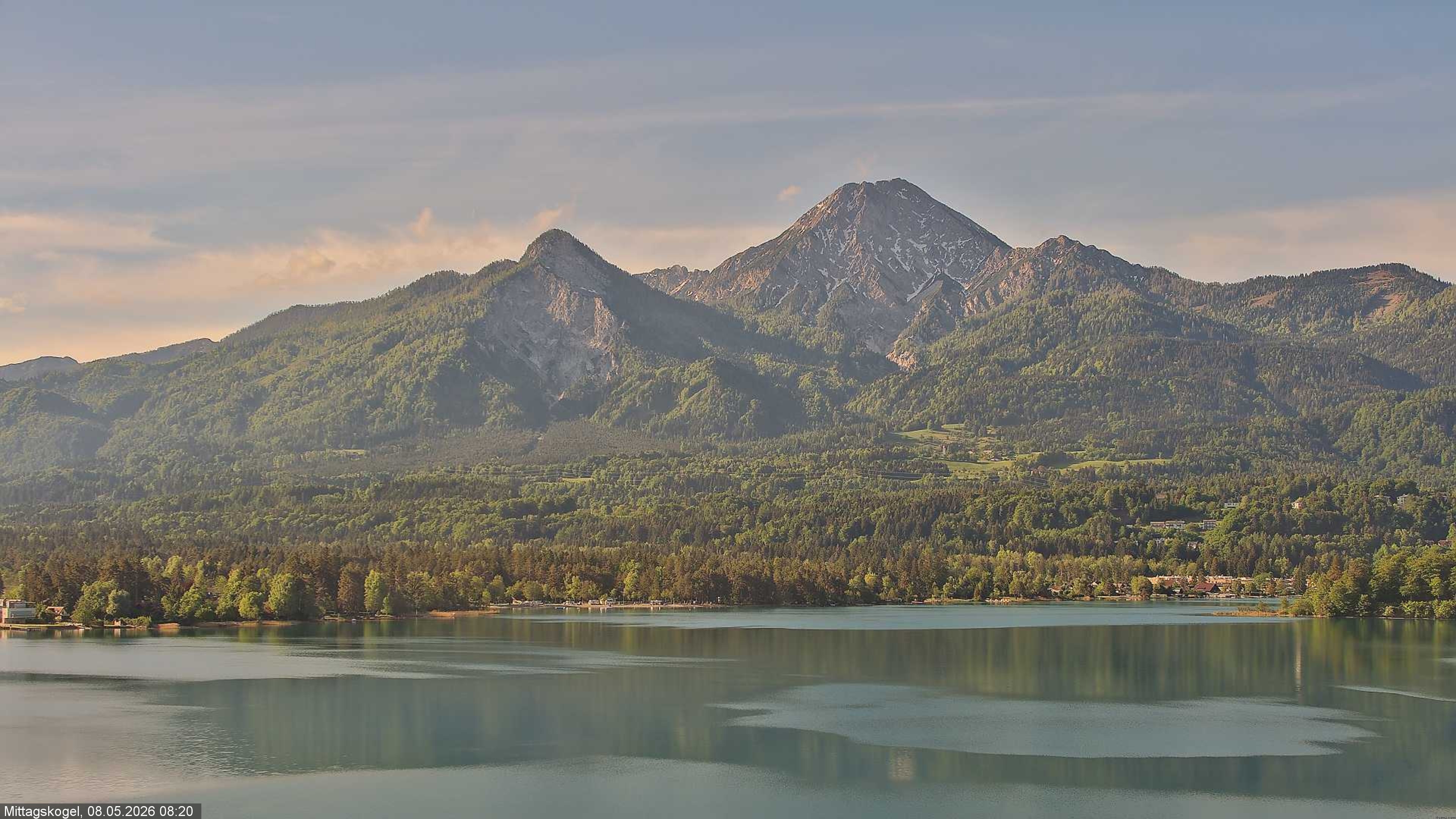 Archiv Foto Webcam Faaker See, Blickrichtung Mittagskogel