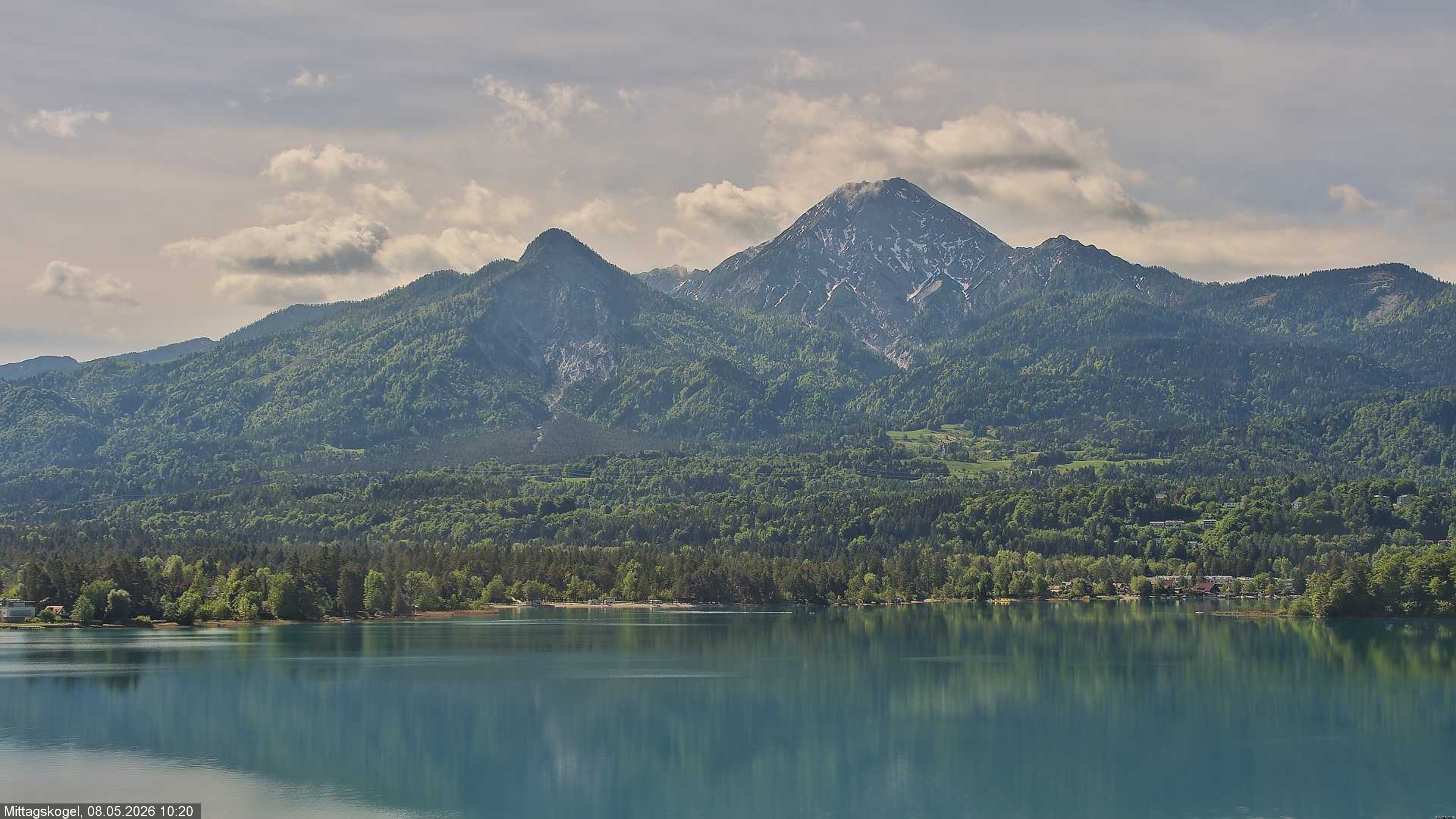 Archiv Foto Webcam Faaker See, Blickrichtung Mittagskogel