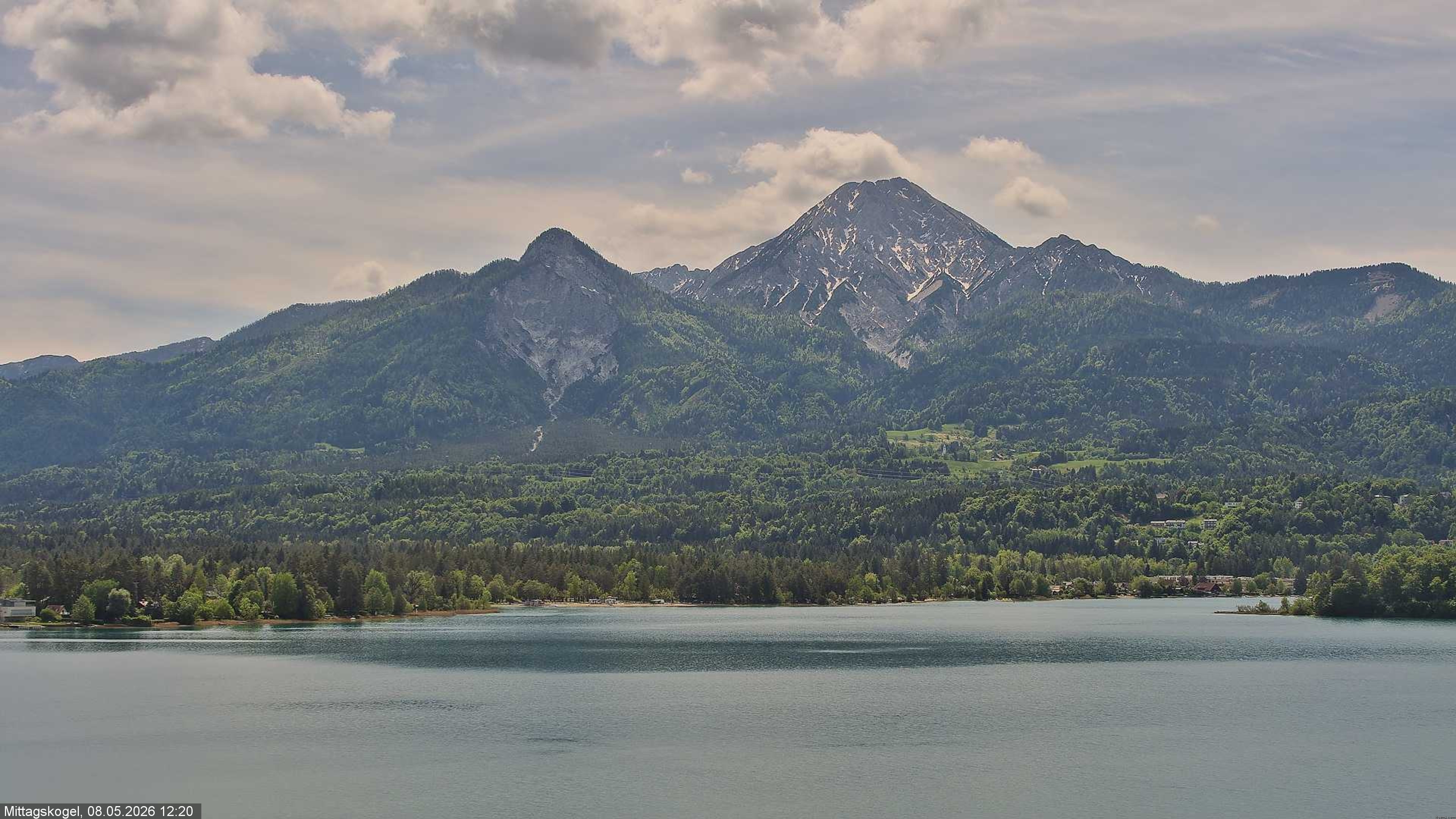 Archiv Foto Webcam Faaker See, Blickrichtung Mittagskogel