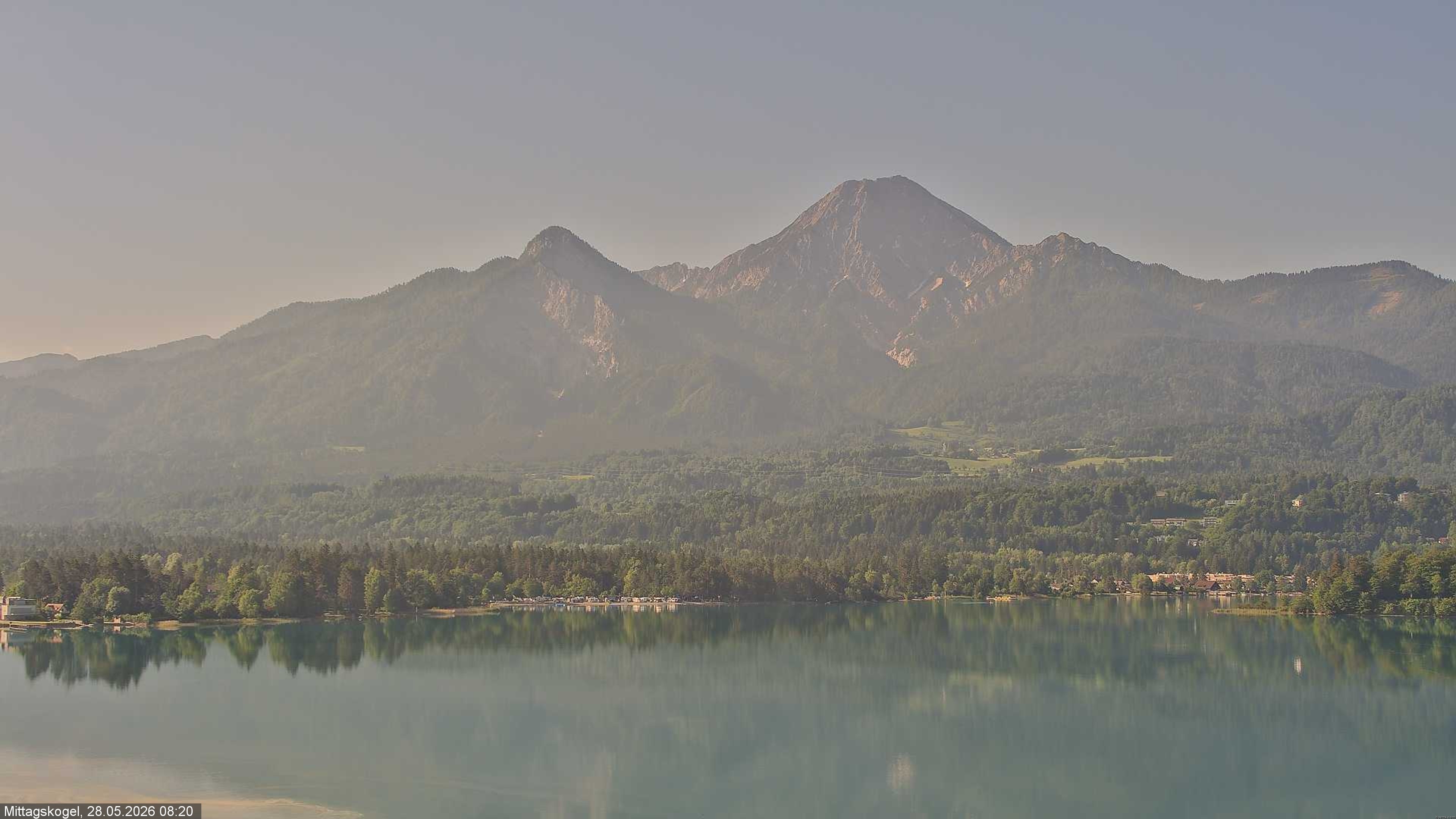 Archived image Webcam Mittagskogel mountain, Faaker See lake