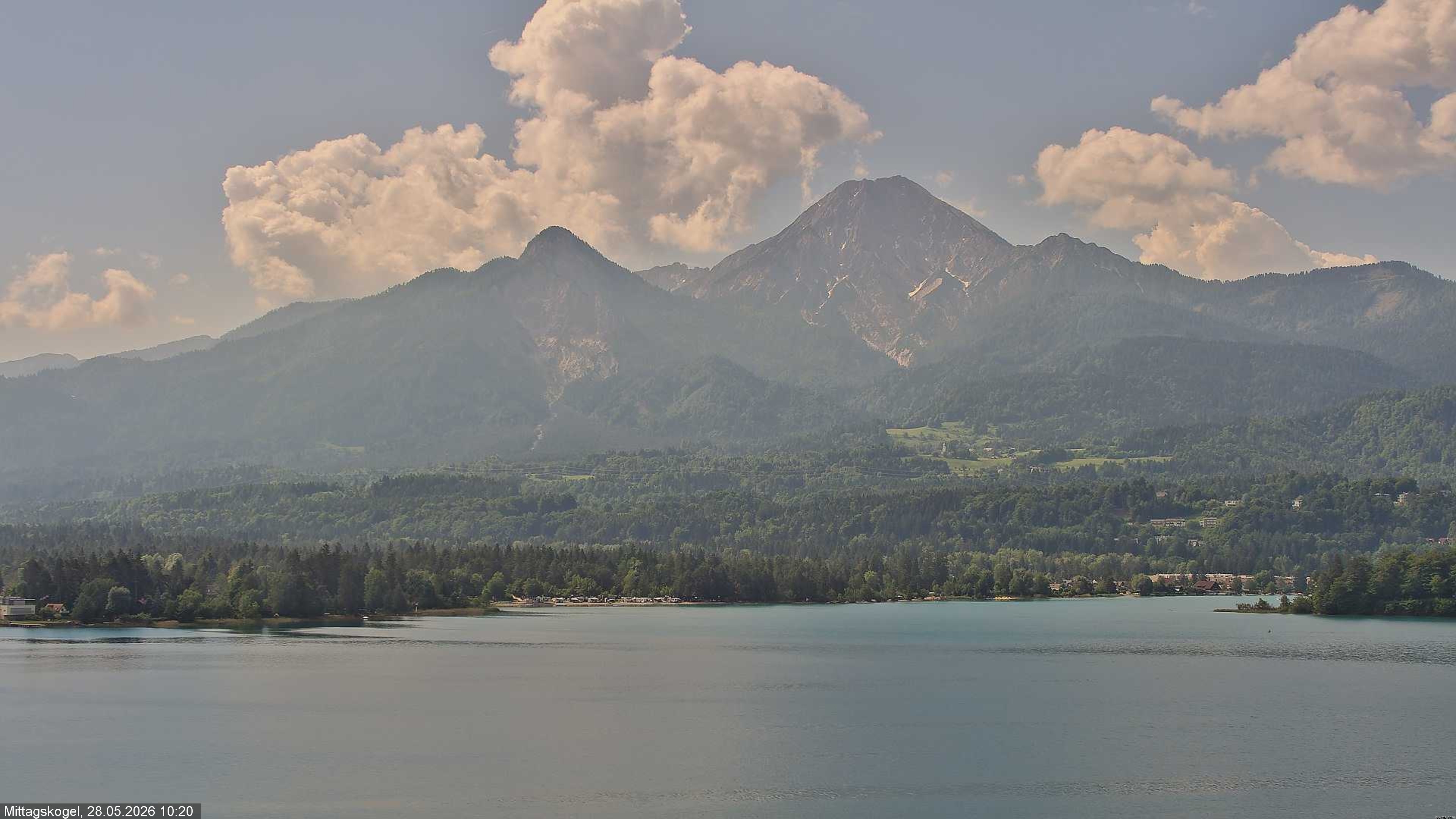 Archiv Foto Webcam Faaker See, Blickrichtung Mittagskogel