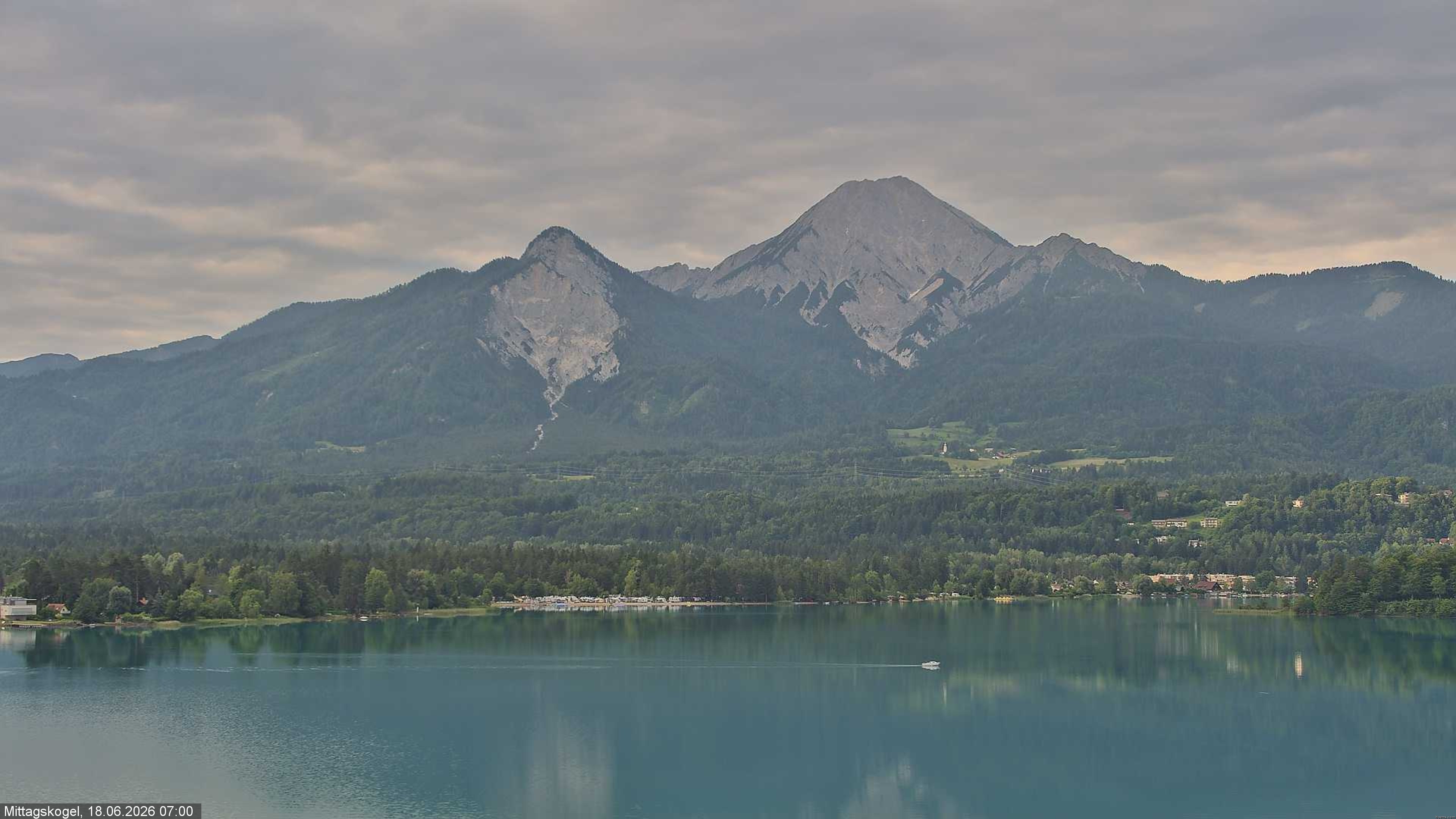 Archiv Foto Webcam Faaker See, Blickrichtung Mittagskogel
