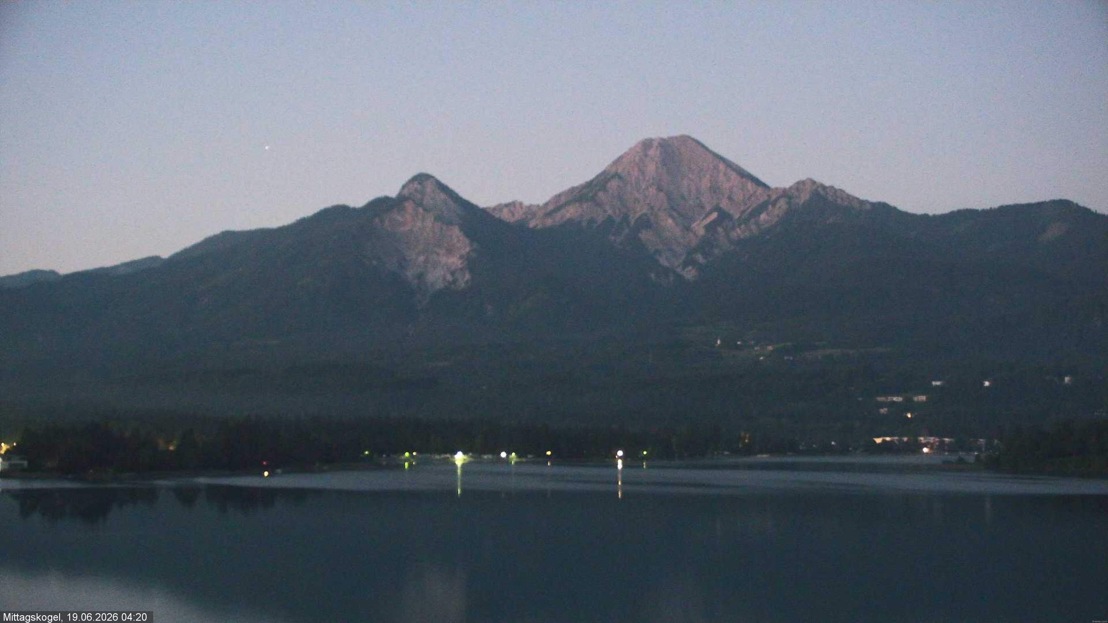 Archiv Foto Webcam Faaker See, Blickrichtung Mittagskogel