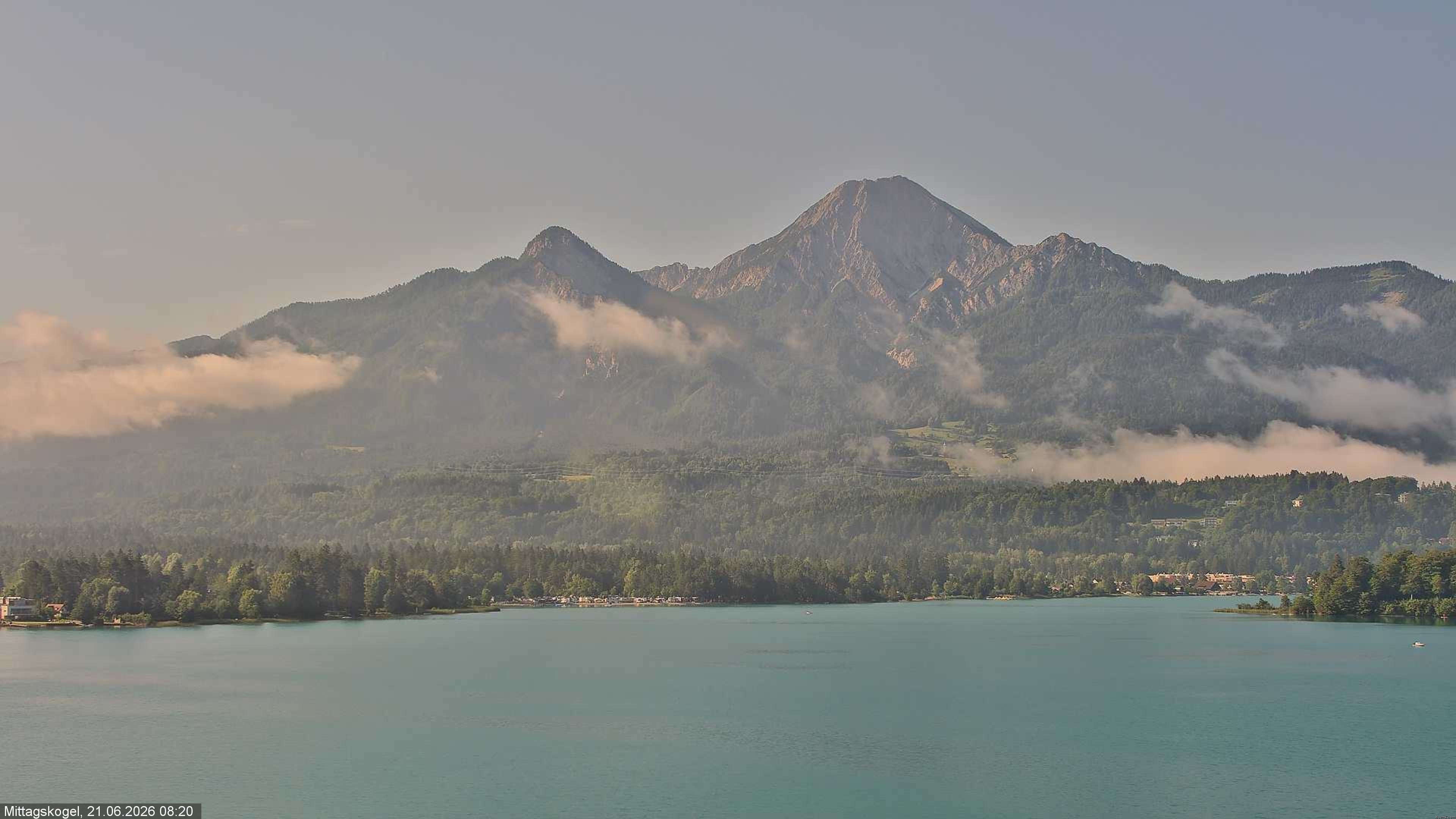Archiv Foto Webcam Faaker See, Blickrichtung Mittagskogel