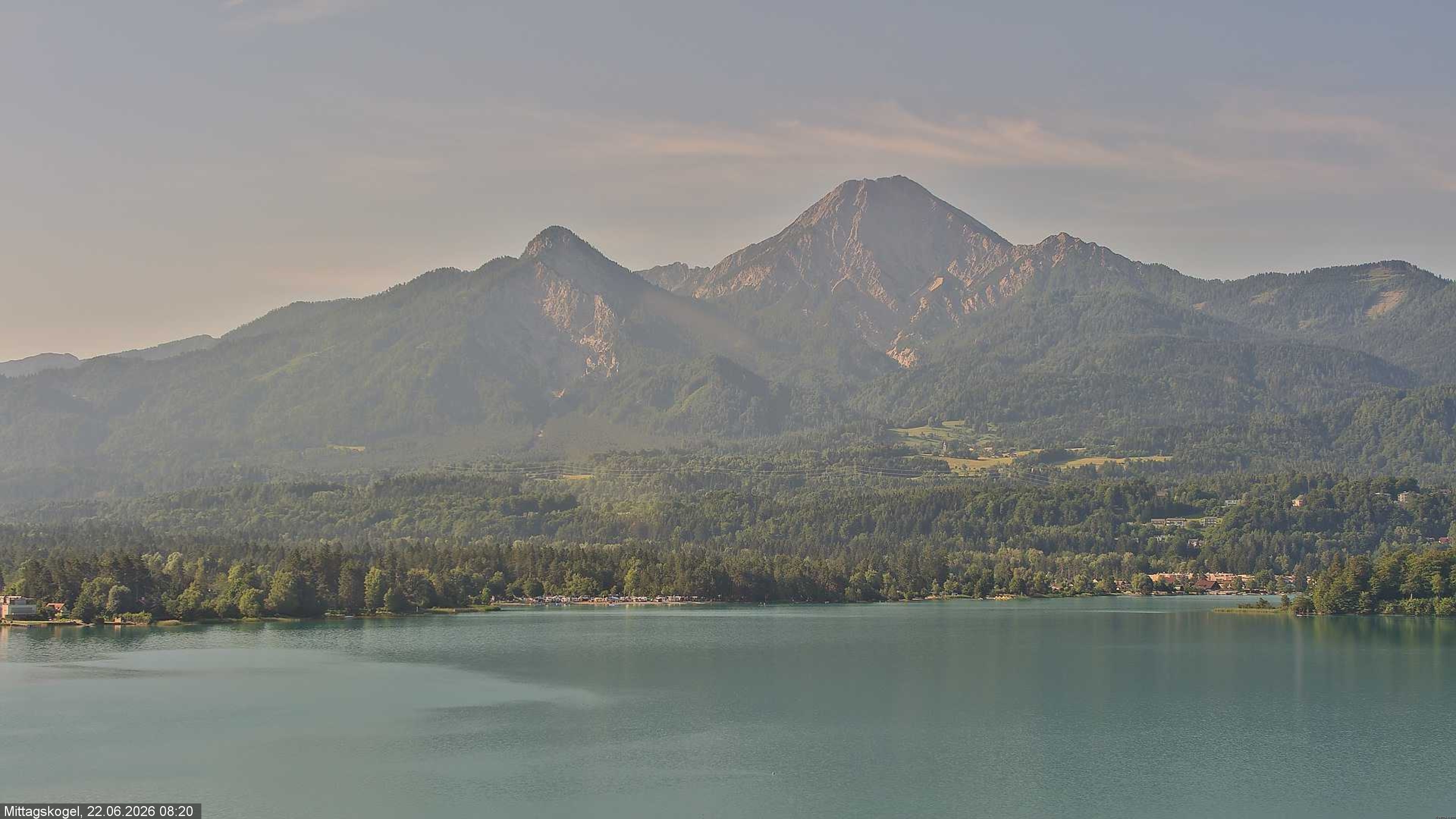 Archiv Foto Webcam Faaker See, Blickrichtung Mittagskogel