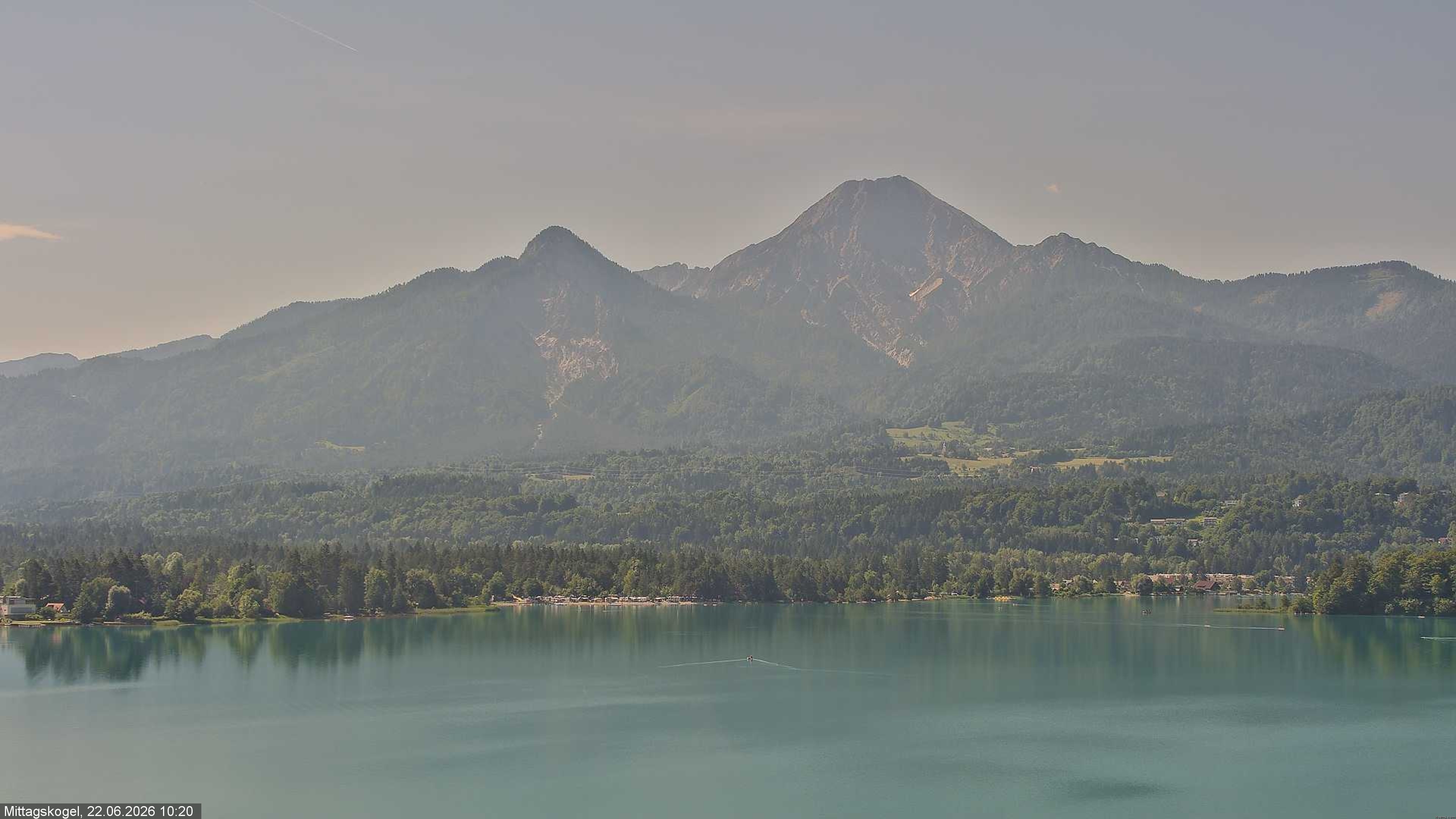 Archiv Foto Webcam Faaker See, Blickrichtung Mittagskogel
