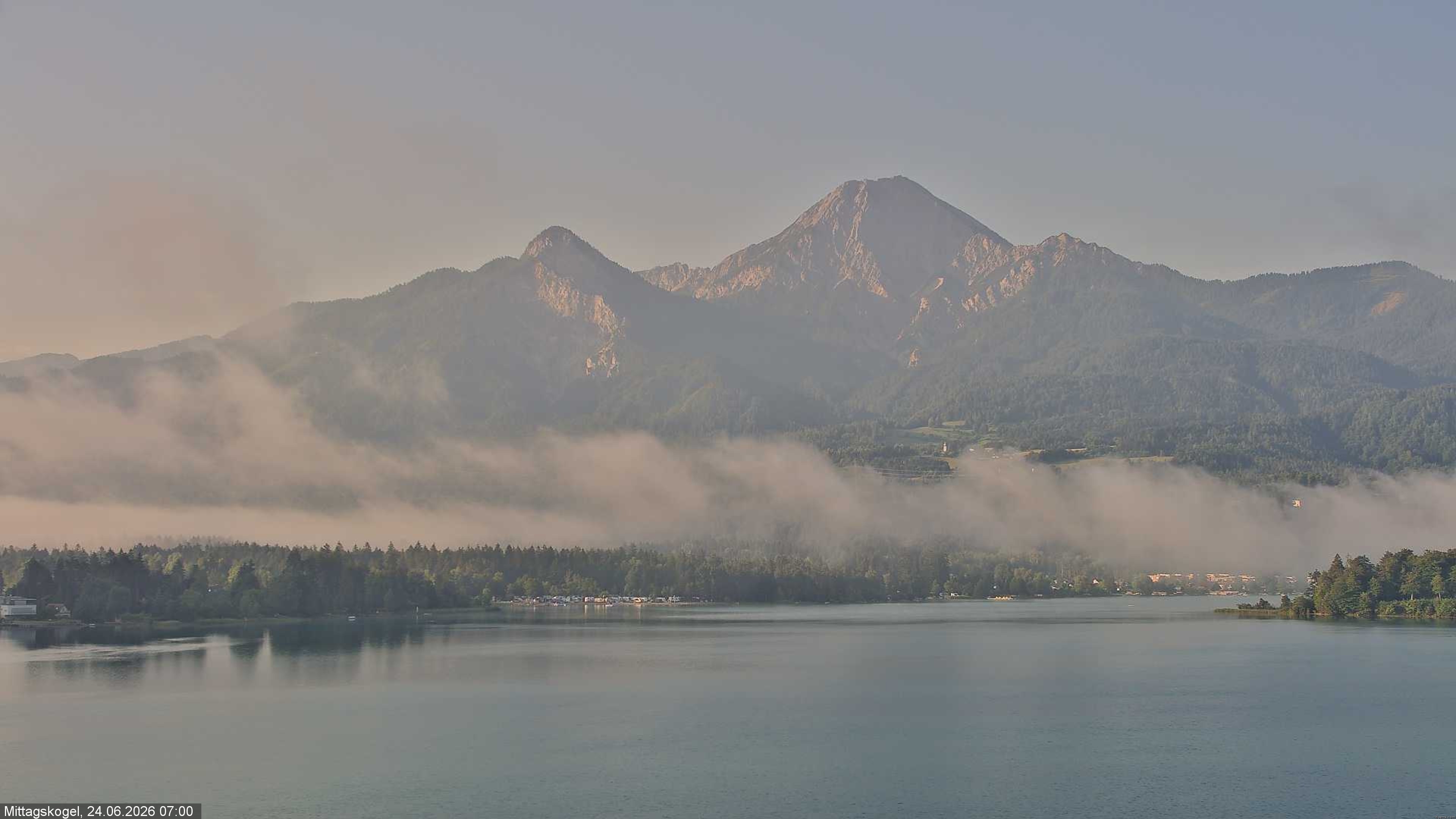 Archived image Webcam Mittagskogel mountain, Faaker See lake