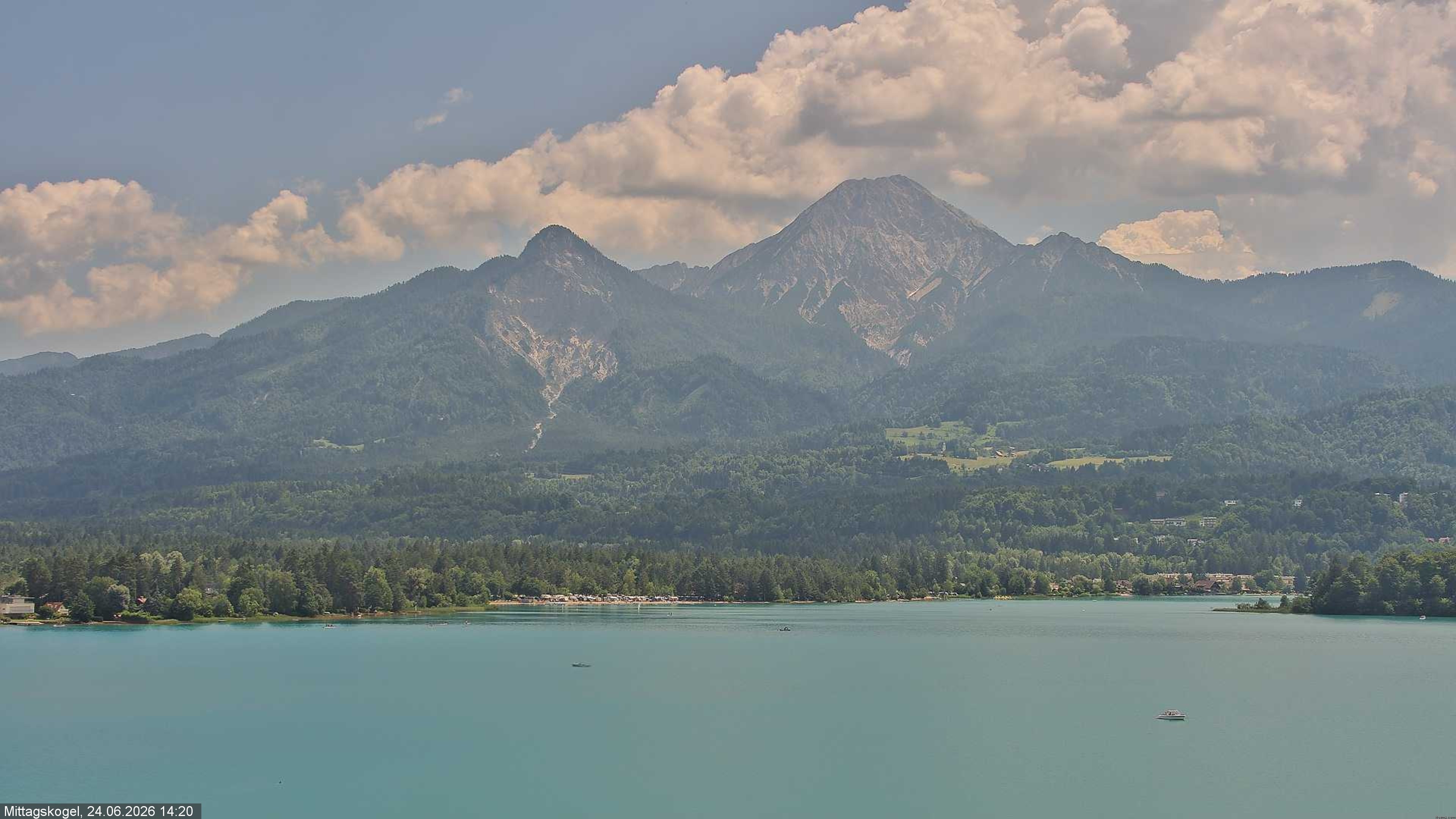 Archiv Foto Webcam Faaker See, Blickrichtung Mittagskogel