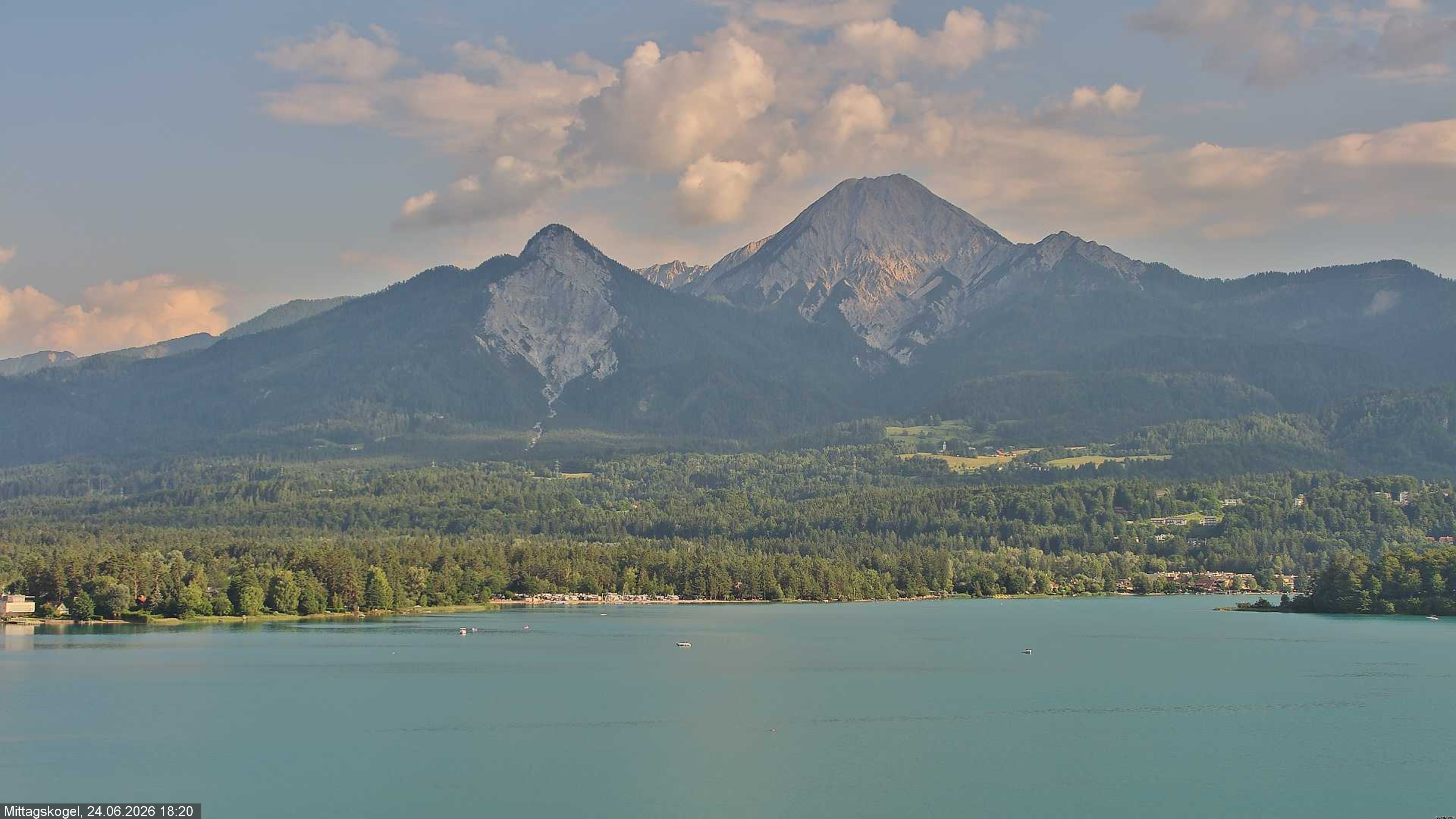 Archiv Foto Webcam Faaker See, Blickrichtung Mittagskogel