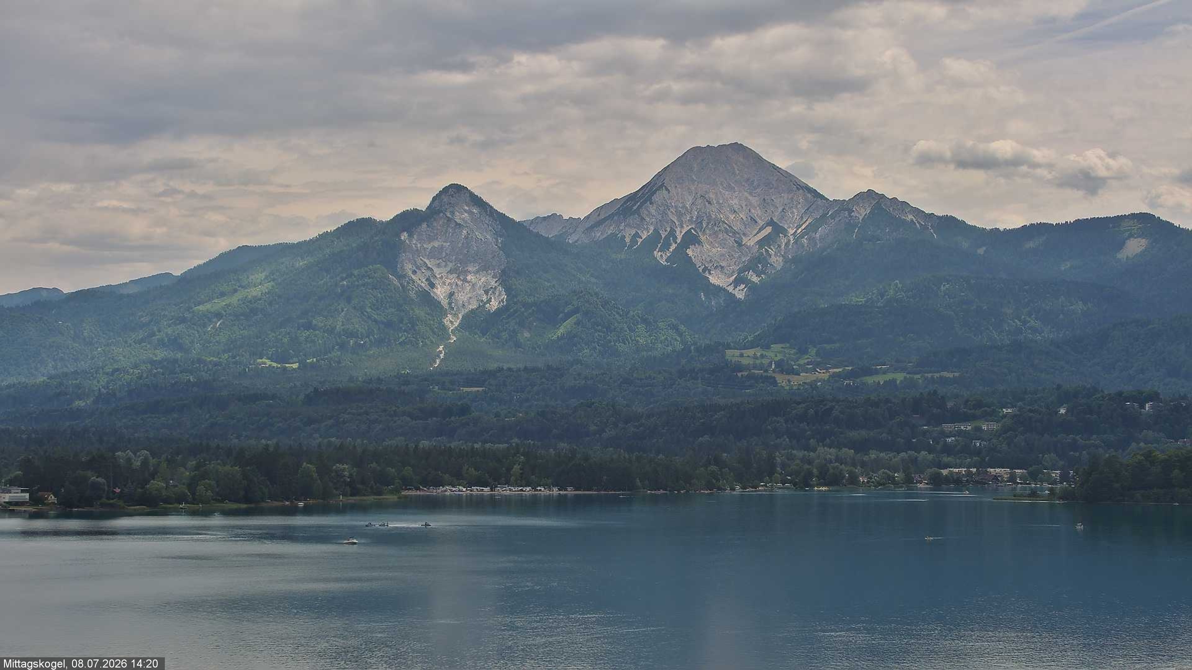 Archiv Foto Webcam Faaker See, Blickrichtung Mittagskogel