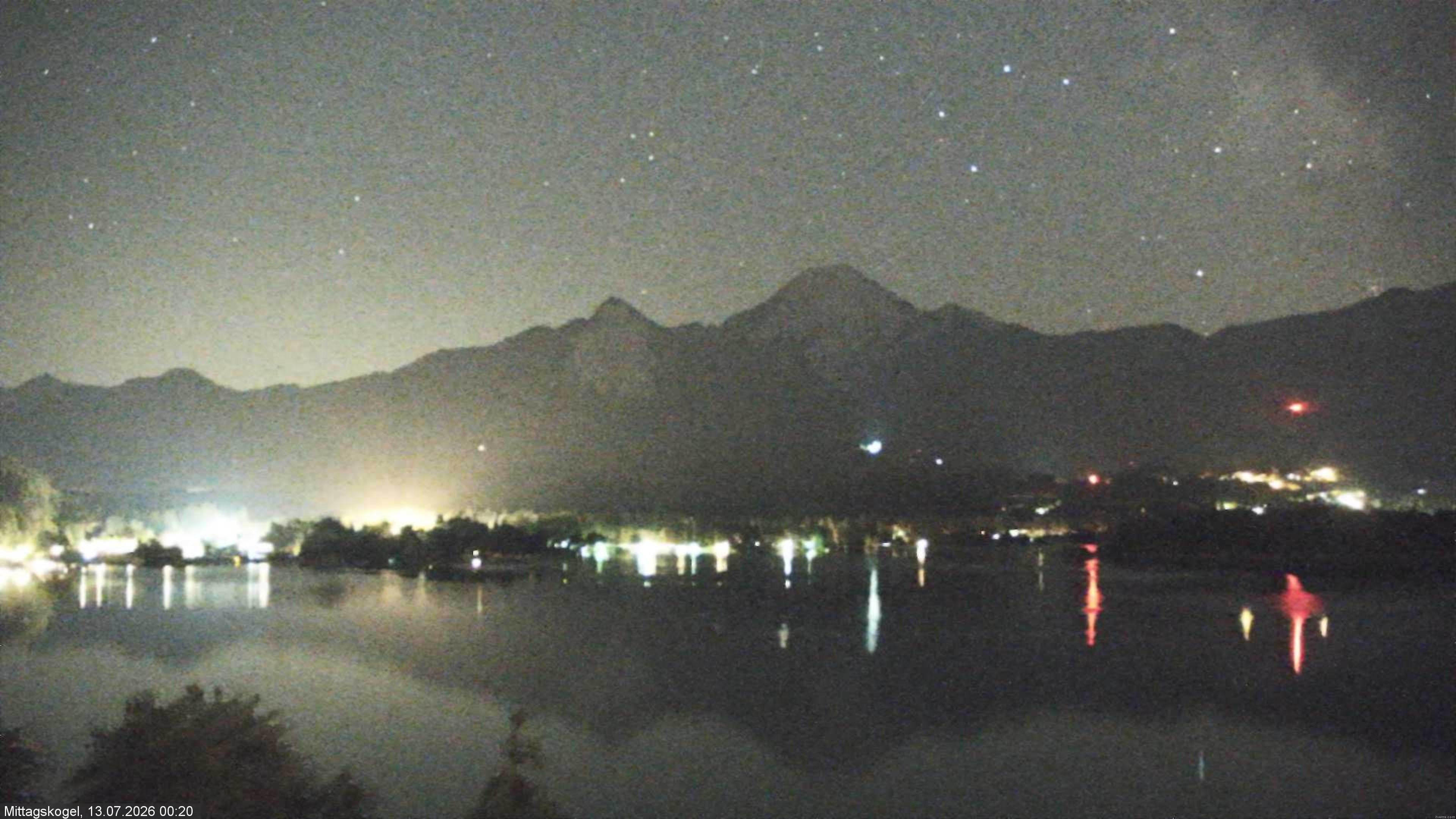 Archived image Webcam Mittagskogel mountain, Faaker See lake