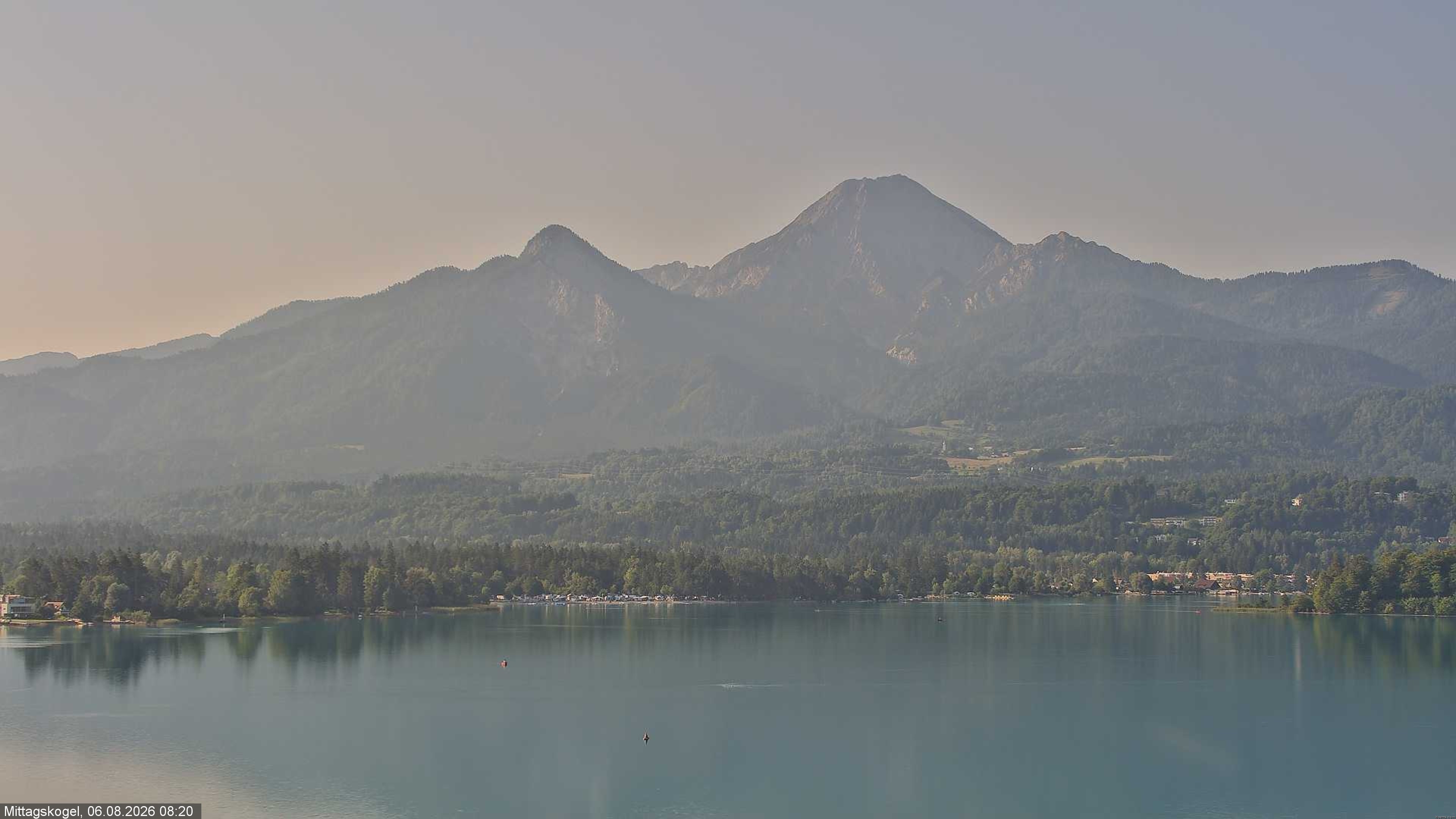 Archiv Foto Webcam Faaker See, Blickrichtung Mittagskogel