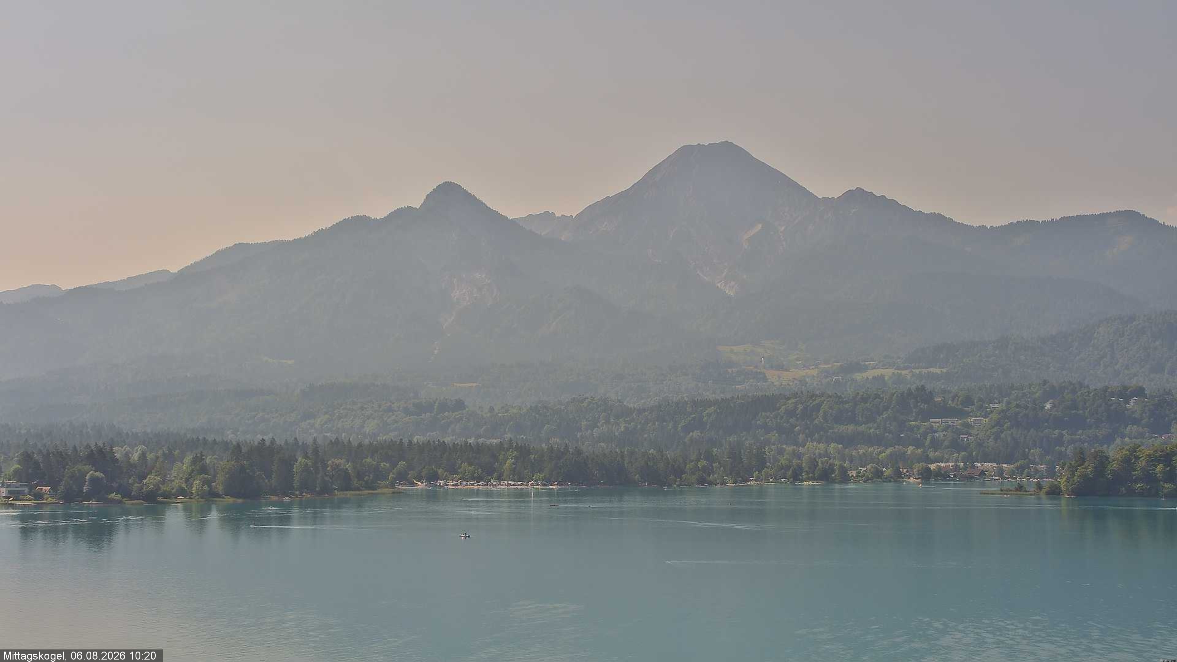 Archiv Foto Webcam Faaker See, Blickrichtung Mittagskogel