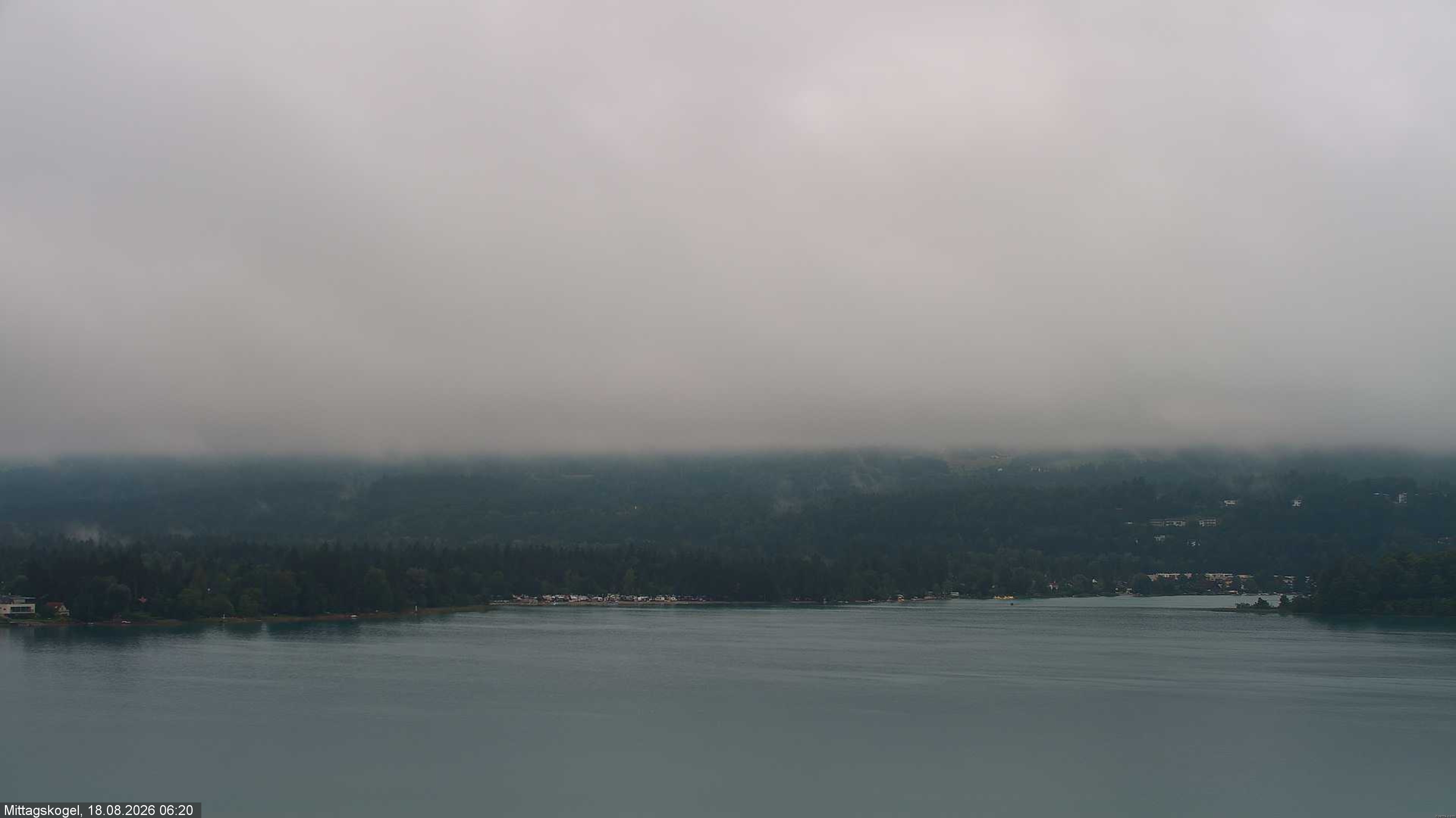 Archiv Foto Webcam Faaker See, Blickrichtung Mittagskogel