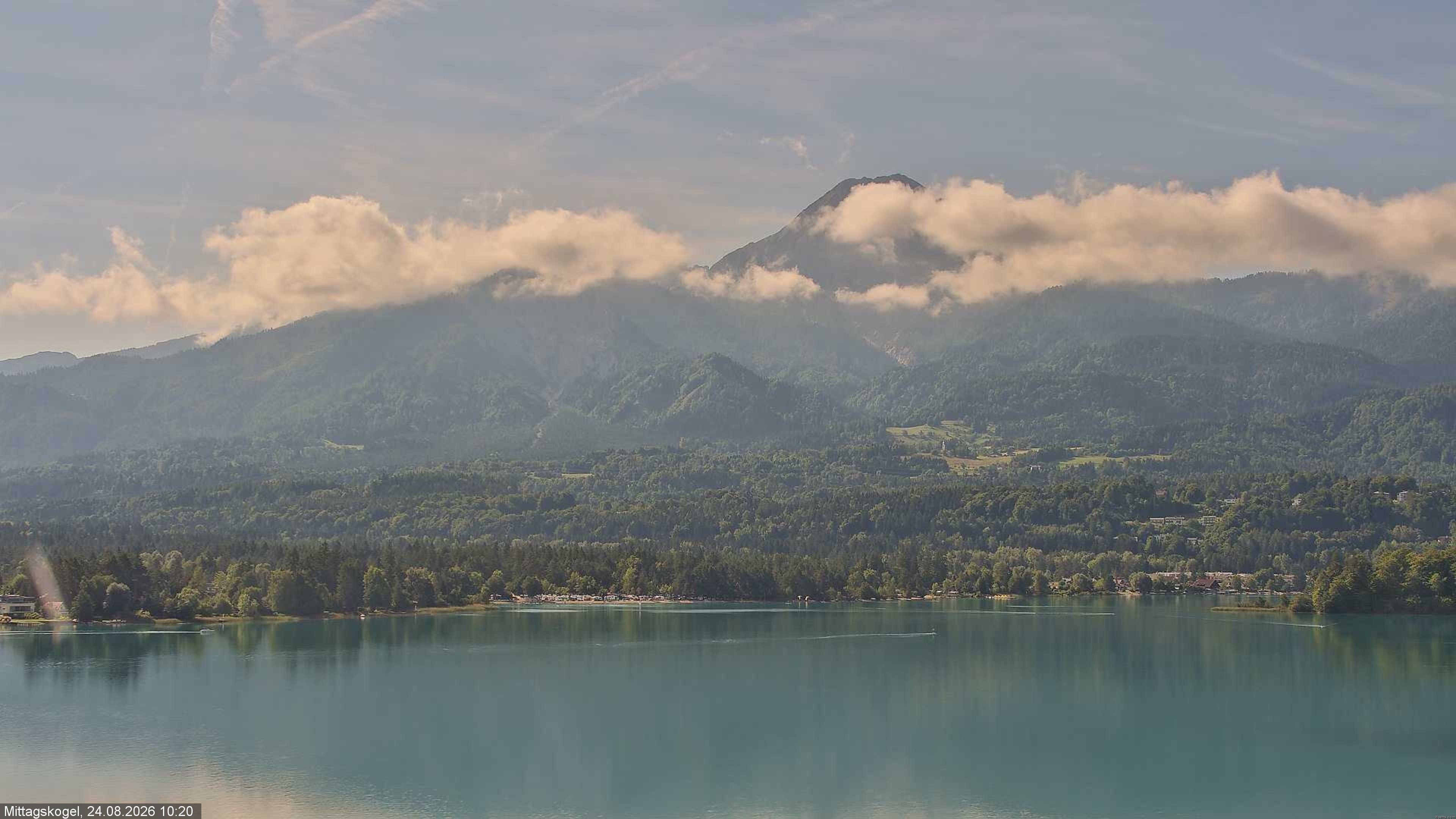 Archiv Foto Webcam Faaker See, Blickrichtung Mittagskogel