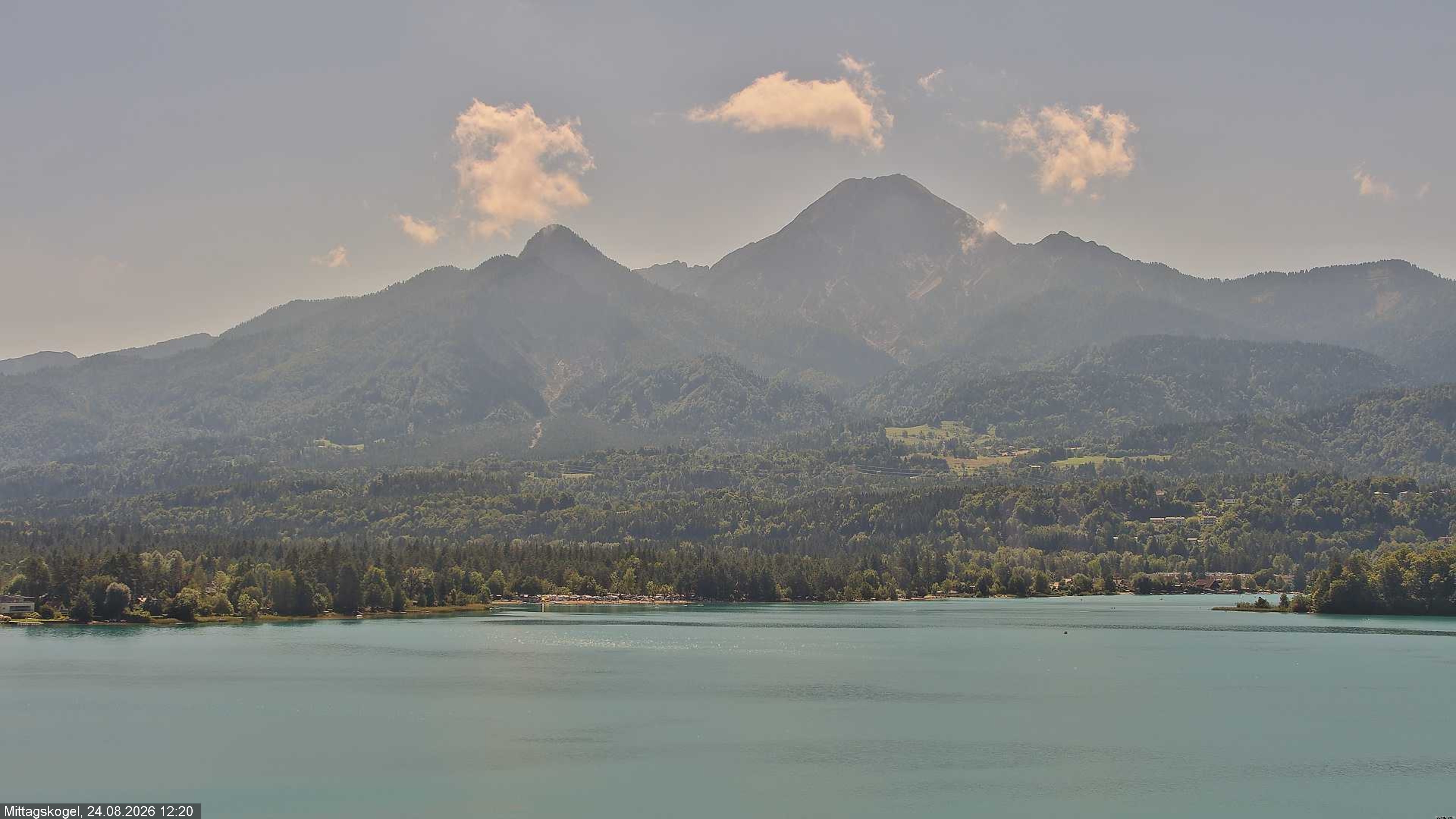 Archiv Foto Webcam Faaker See, Blickrichtung Mittagskogel