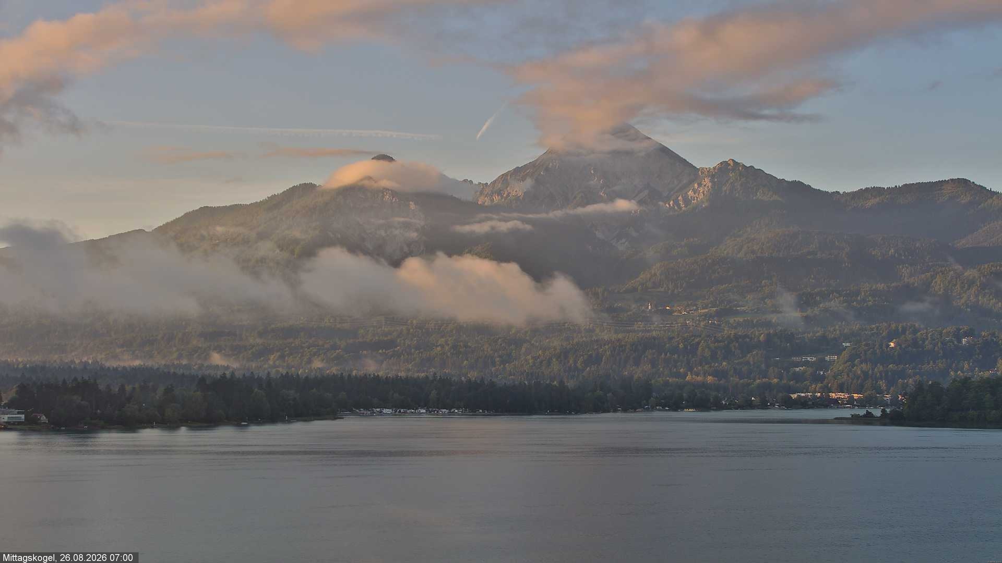 Archived image Webcam Mittagskogel mountain, Faaker See lake