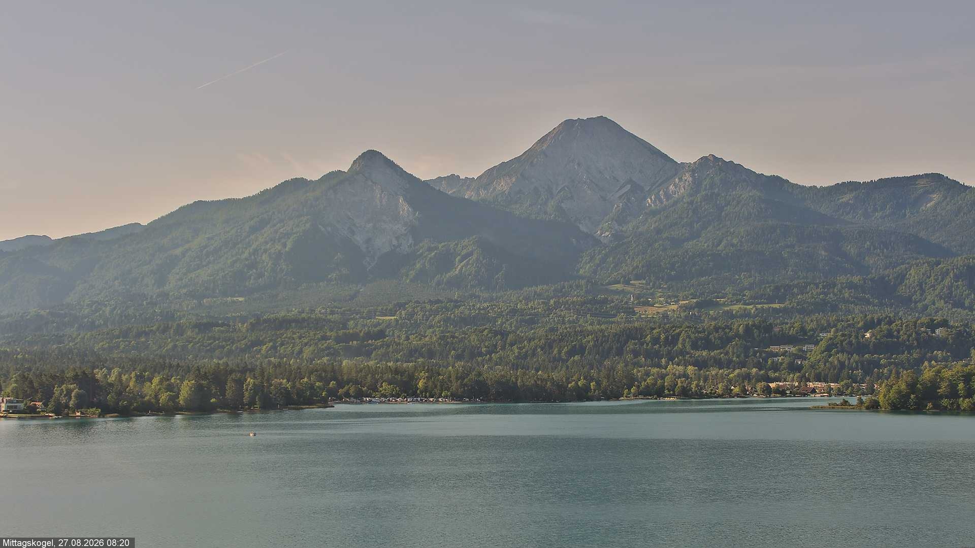 Archiv Foto Webcam Faaker See, Blickrichtung Mittagskogel