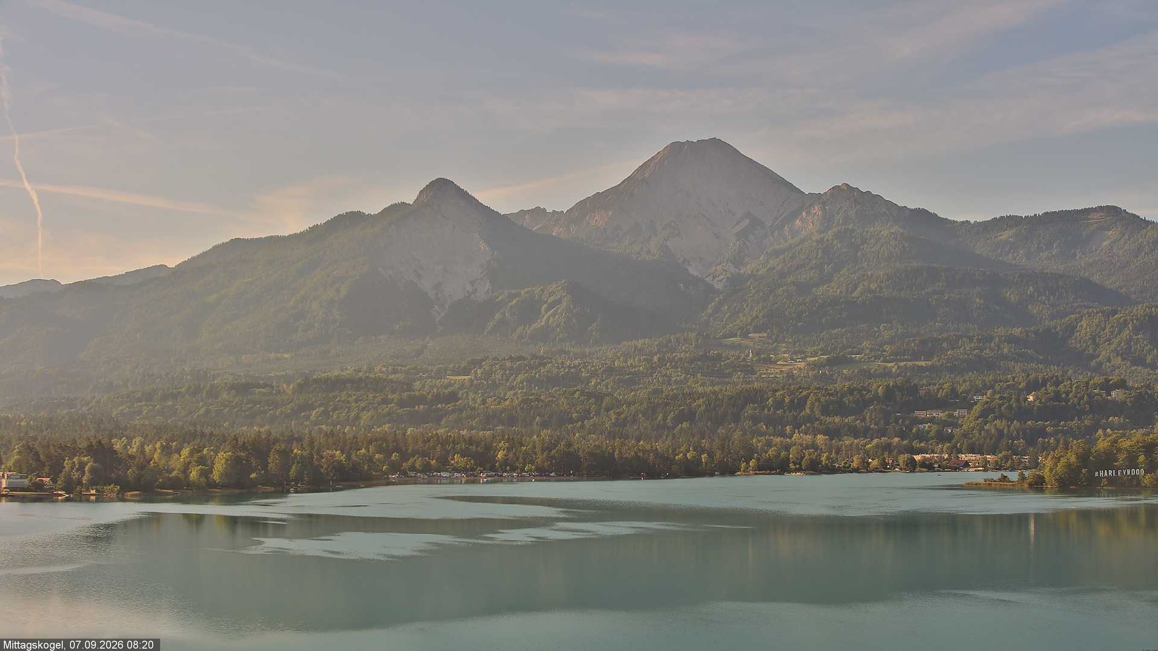 Archiv Foto Webcam Faaker See, Blickrichtung Mittagskogel