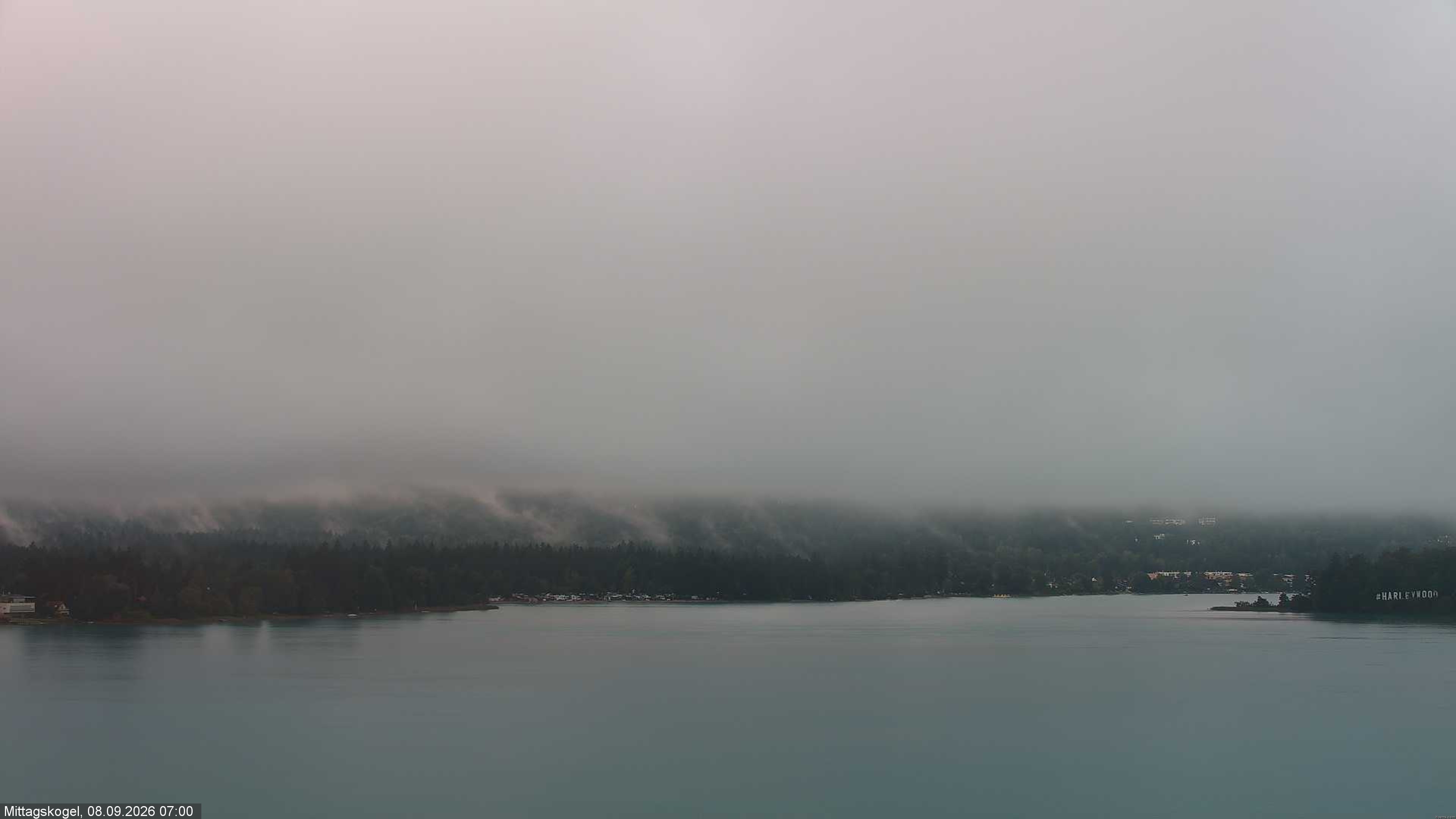 Archiv Foto Webcam Faaker See, Blickrichtung Mittagskogel