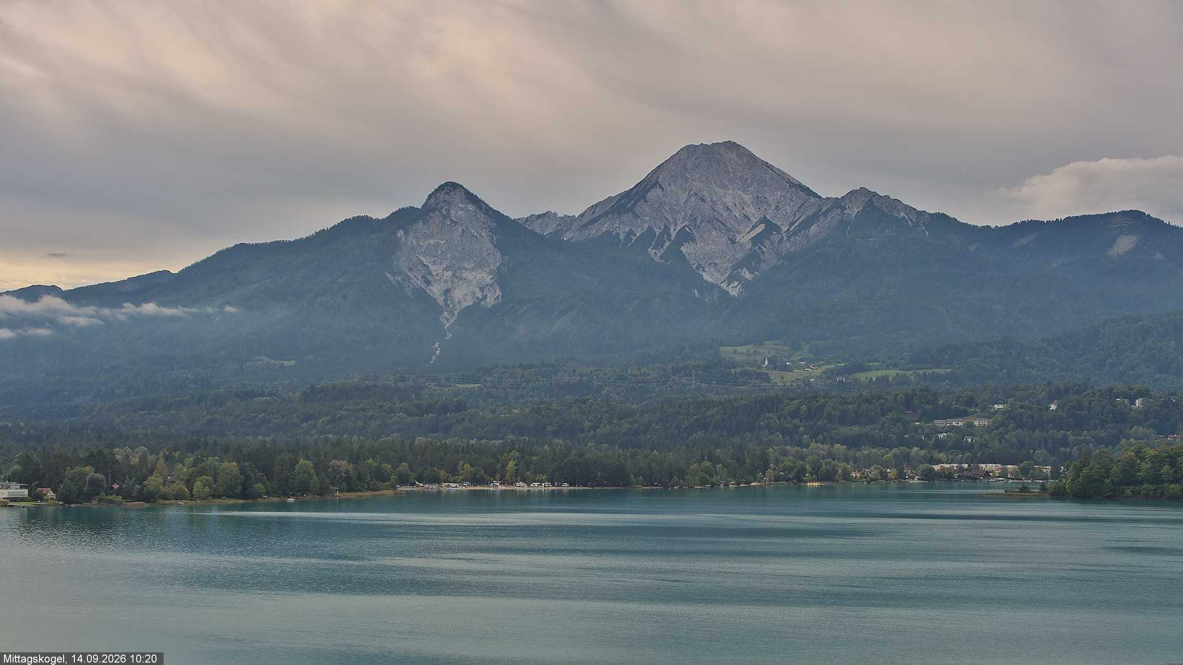 Archiv Foto Webcam Faaker See, Blickrichtung Mittagskogel