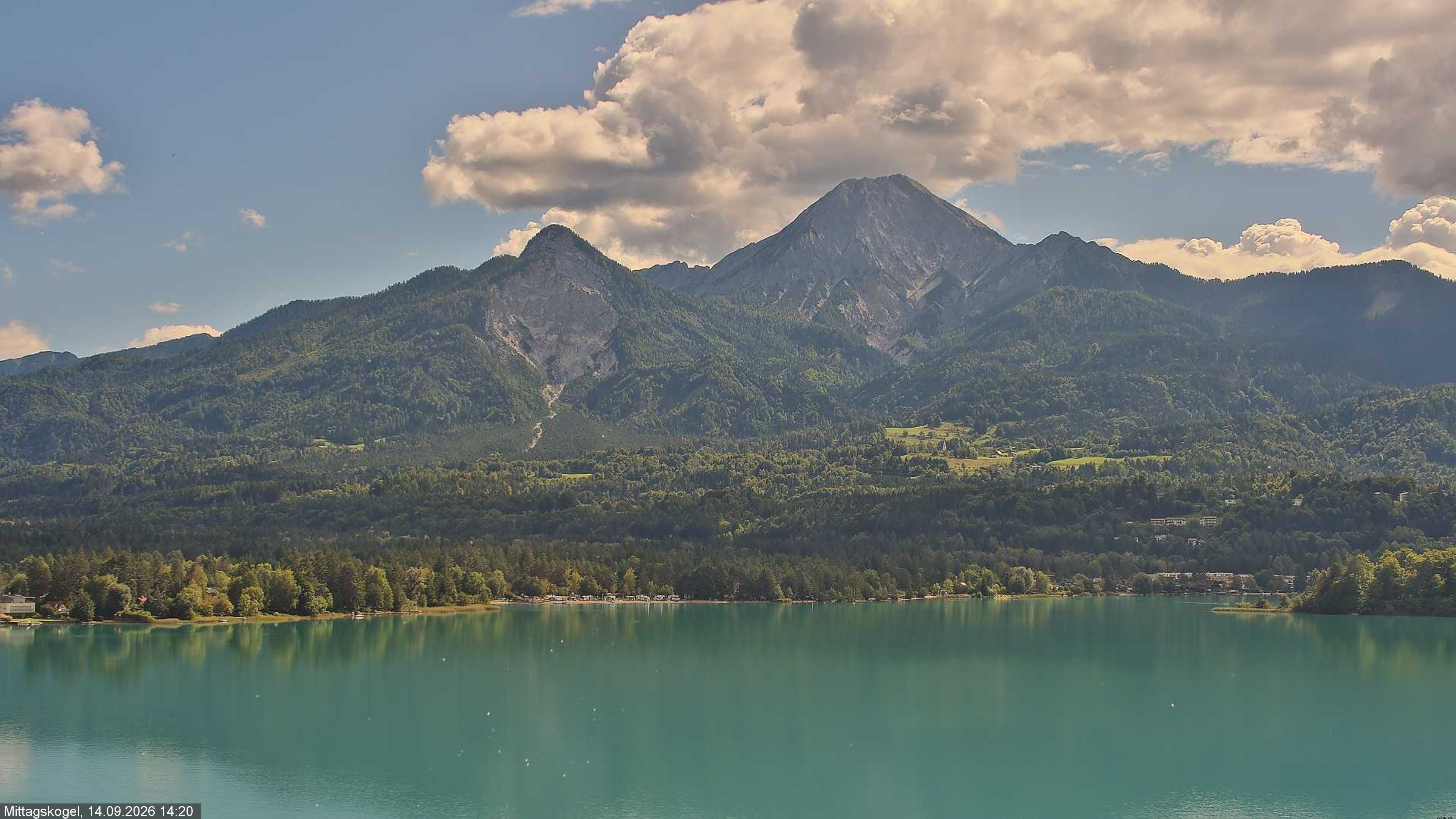 Archiv Foto Webcam Faaker See, Blickrichtung Mittagskogel