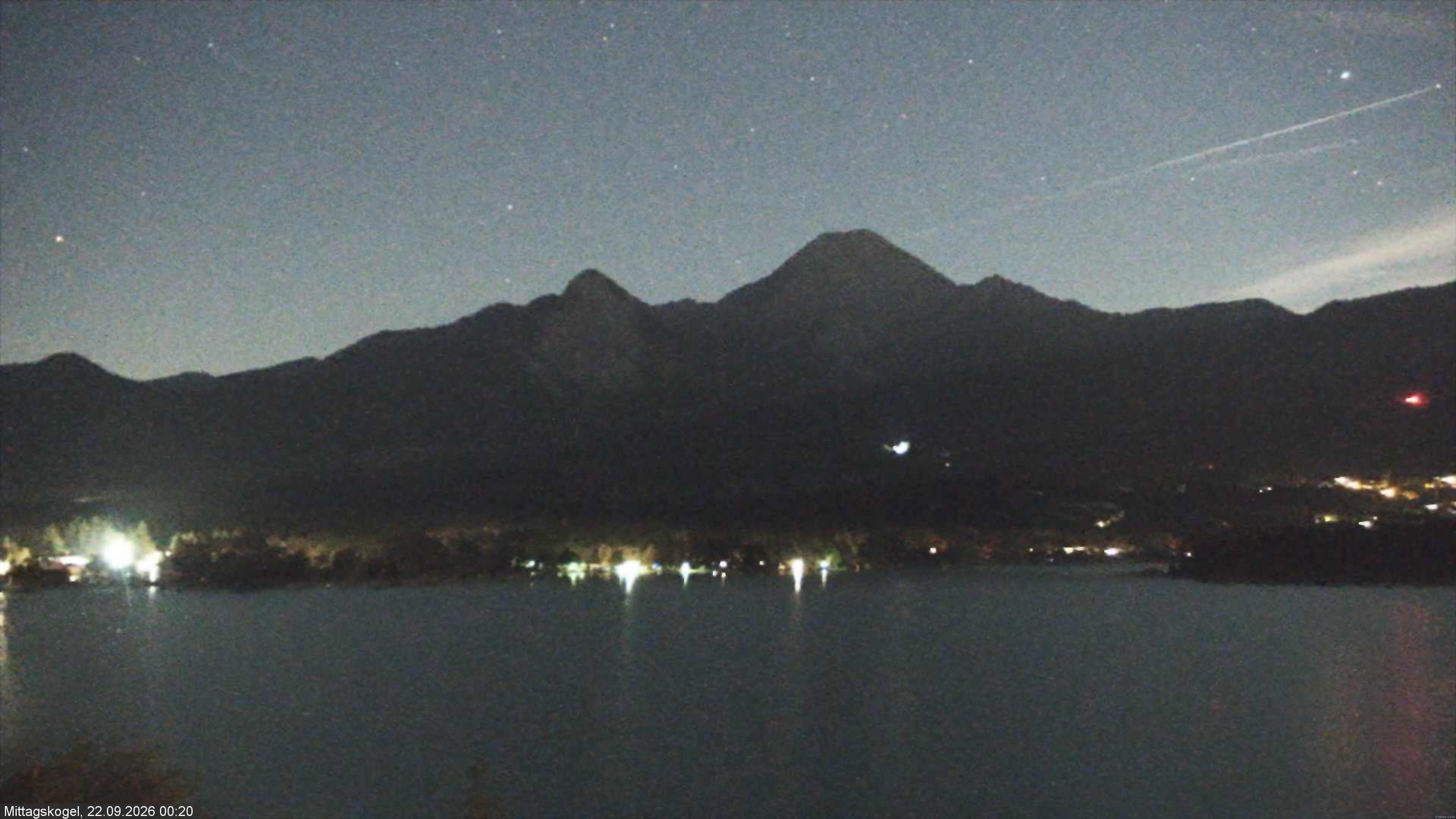 Archived image Webcam Mittagskogel mountain, Faaker See lake