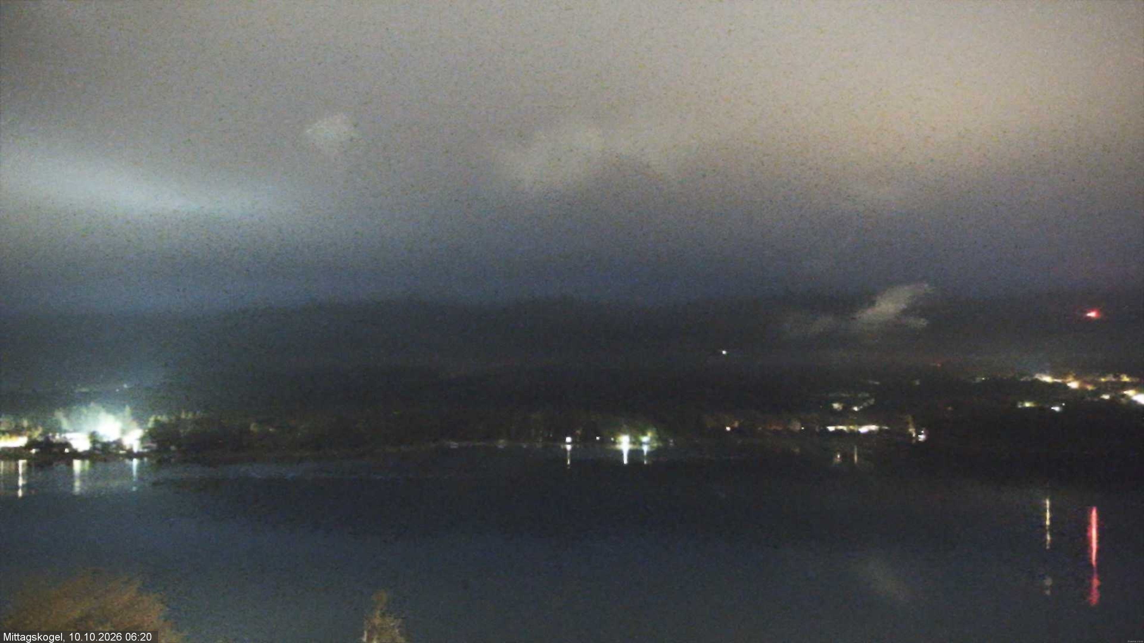 Archived image Webcam Mittagskogel mountain, Faaker See lake