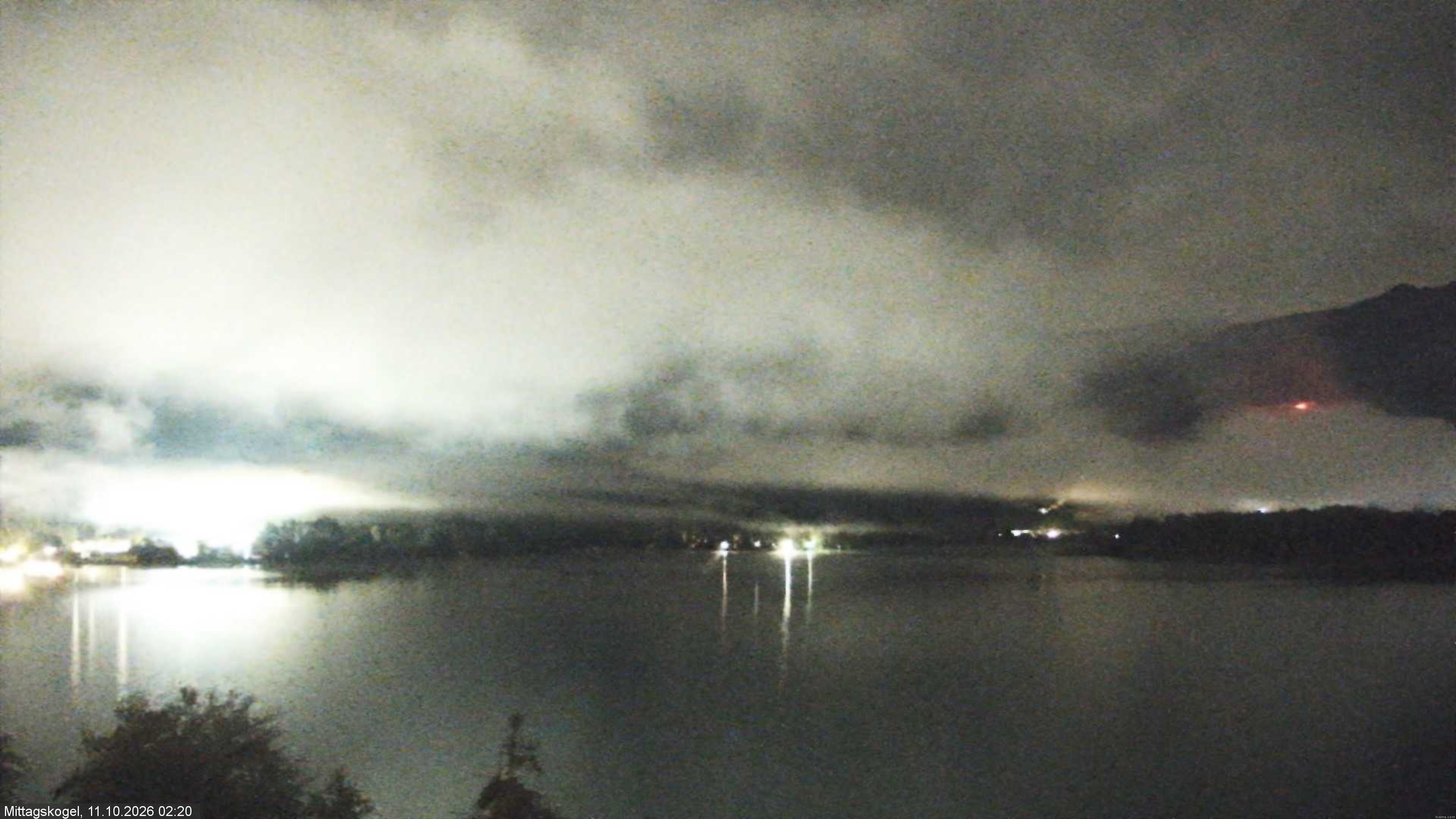Archived image Webcam Mittagskogel mountain, Faaker See lake