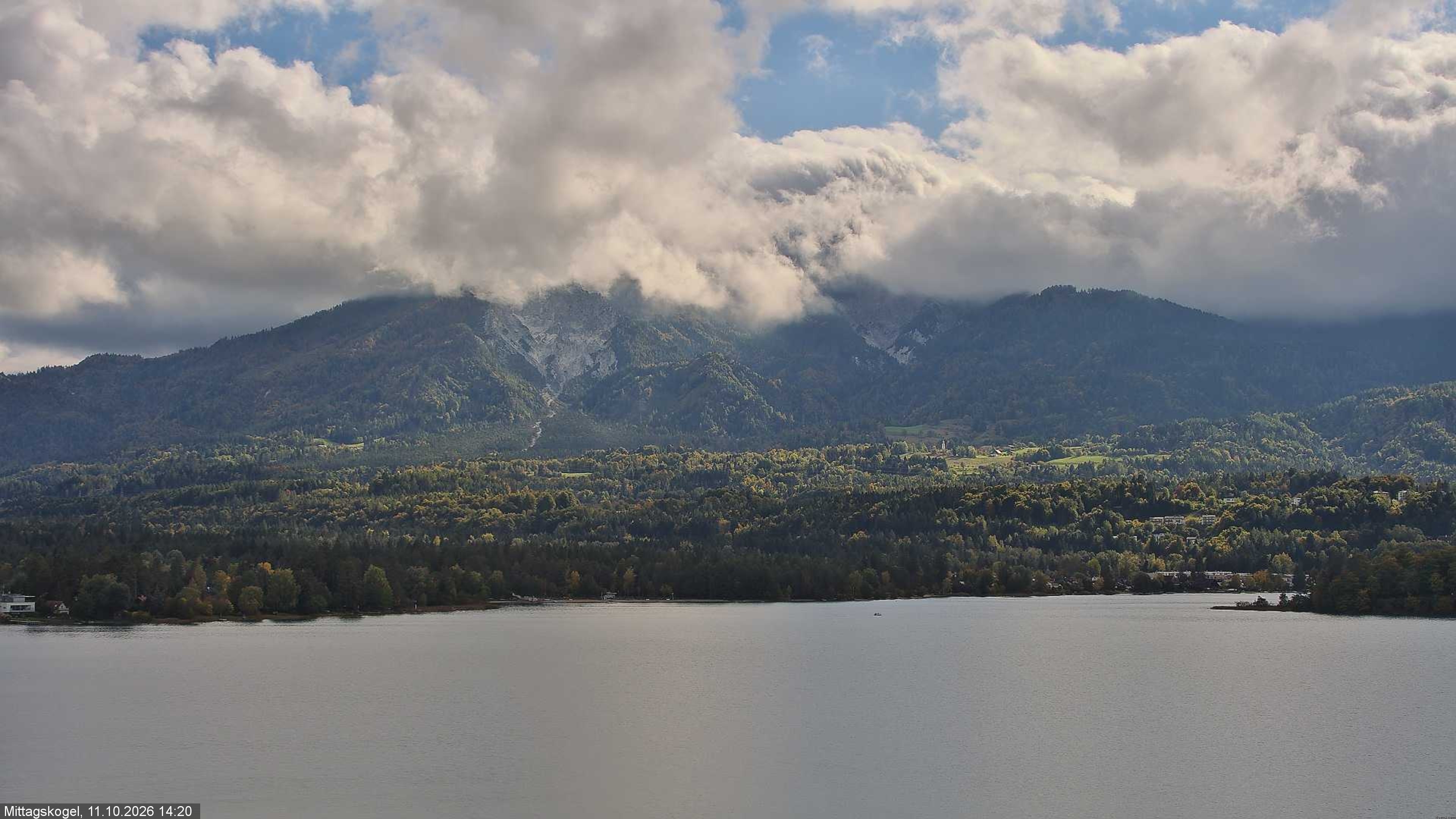 Archived image Webcam Mittagskogel mountain, Faaker See lake