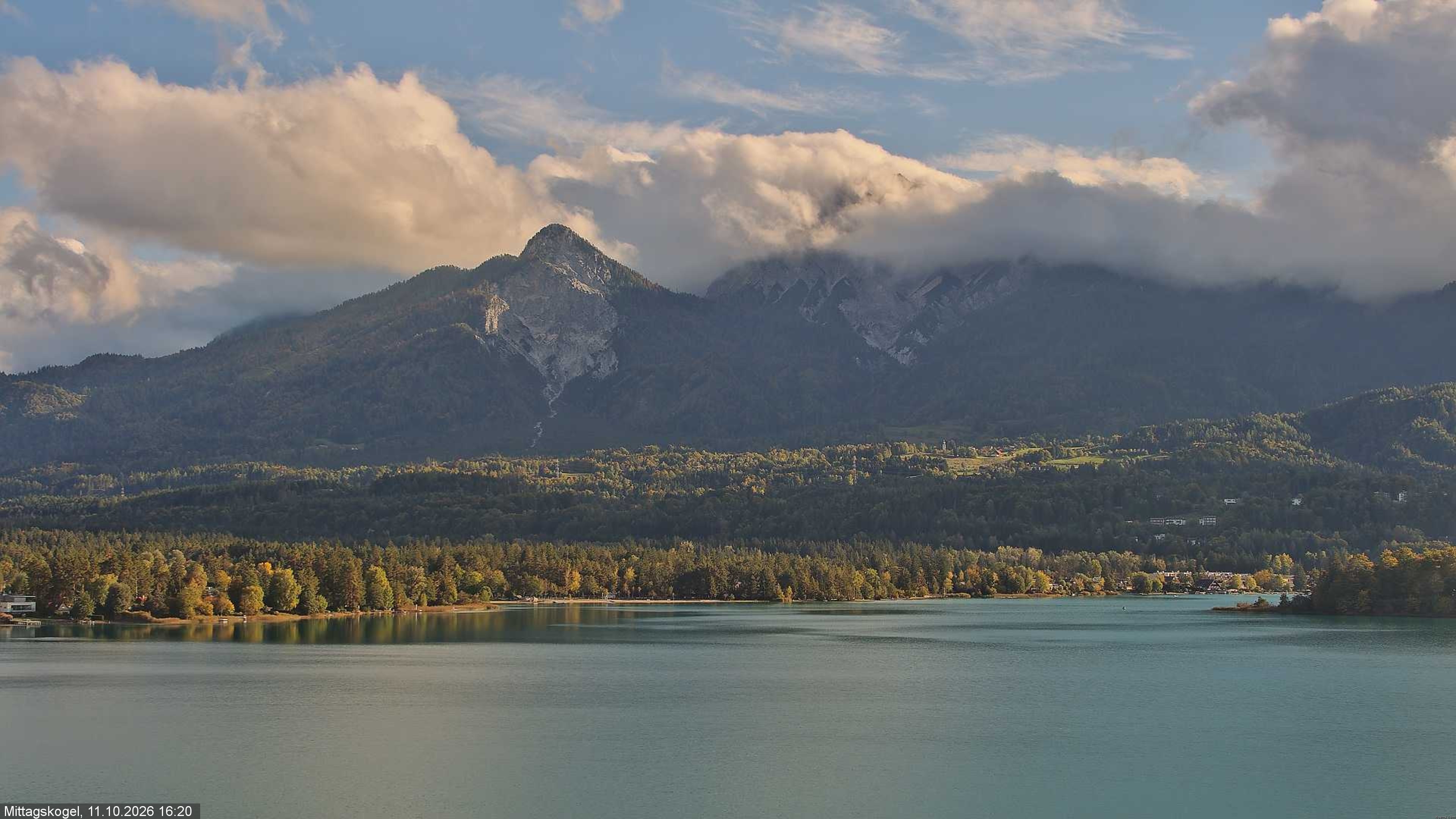 Archived image Webcam Mittagskogel mountain, Faaker See lake
