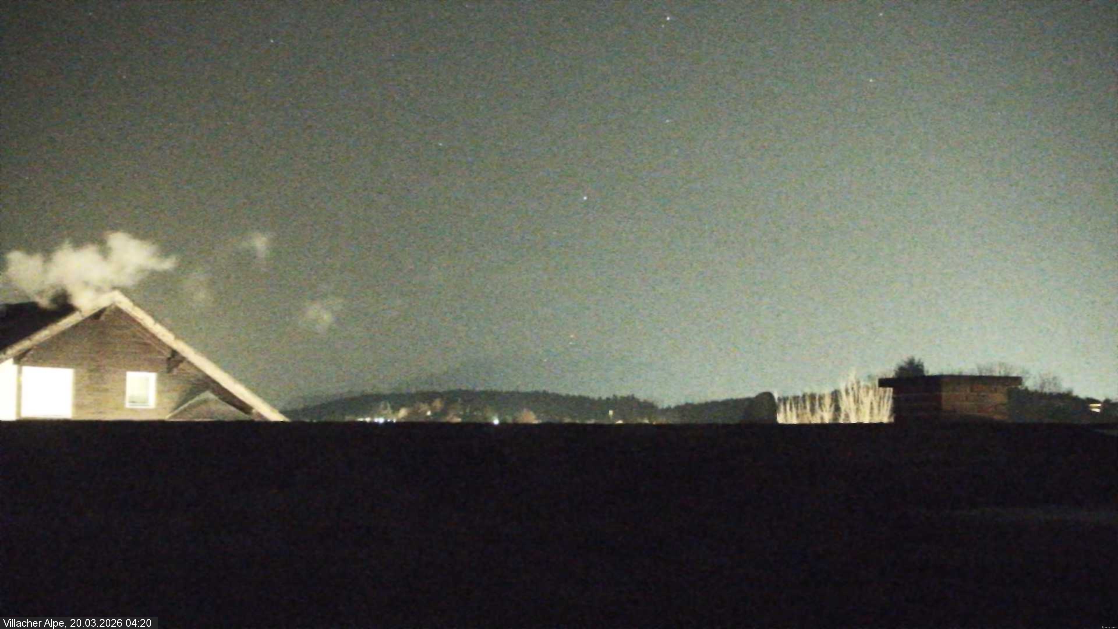 Archived image Webcam Faaker See lake and Villacher Alpe