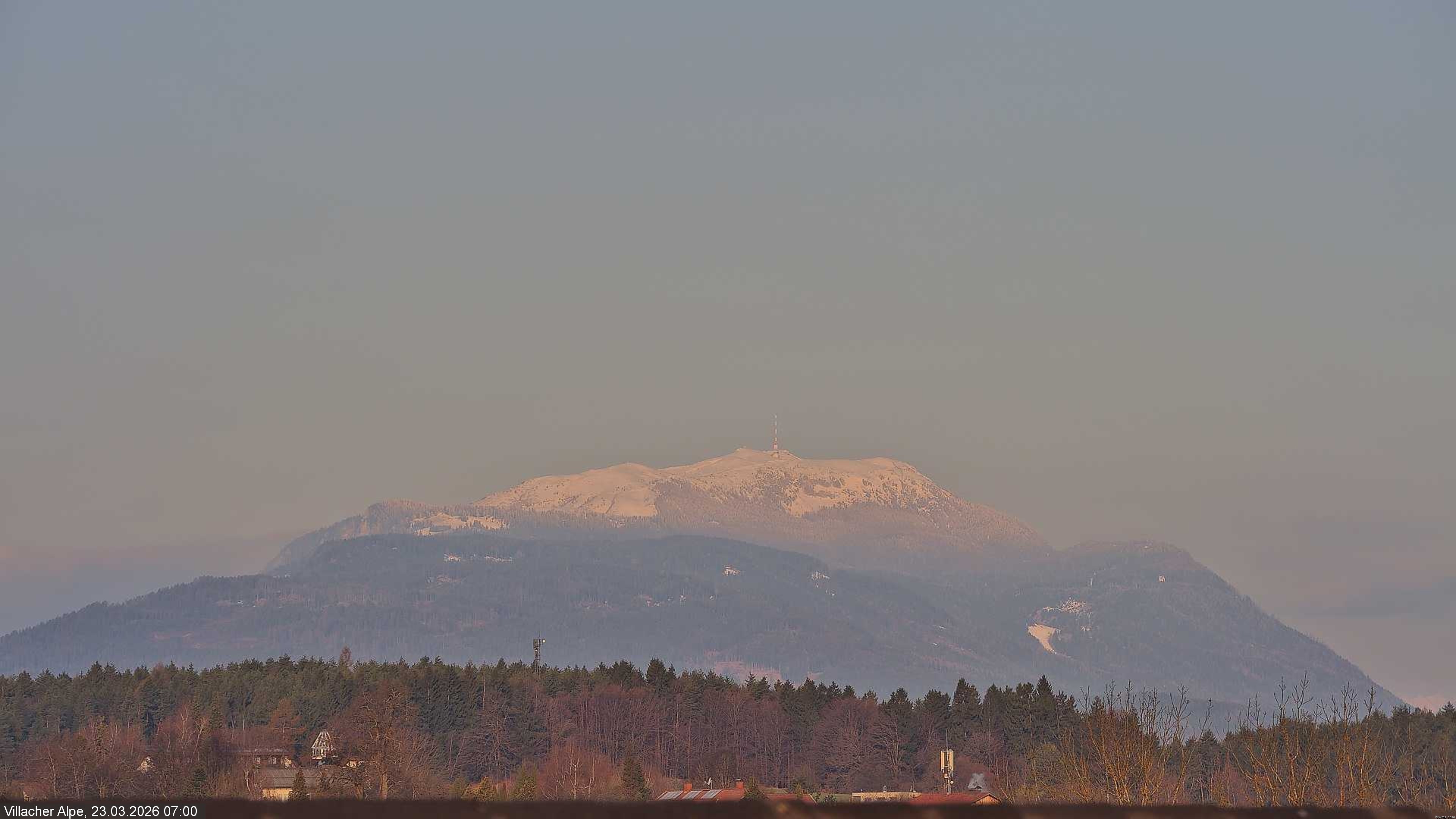 Archiv Foto Webcam Villacher Alpe, Faaker See