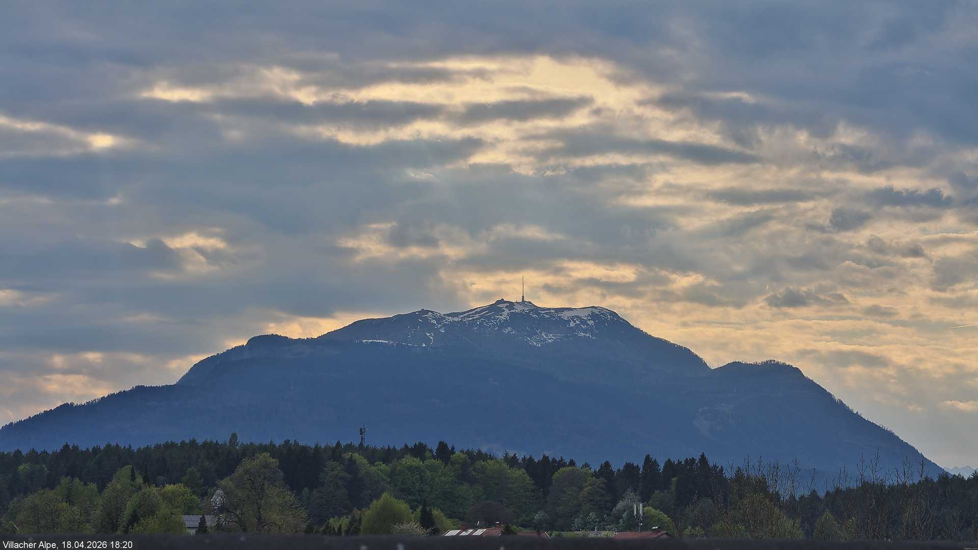 Archiv Foto Webcam Villacher Alpe, Faaker See