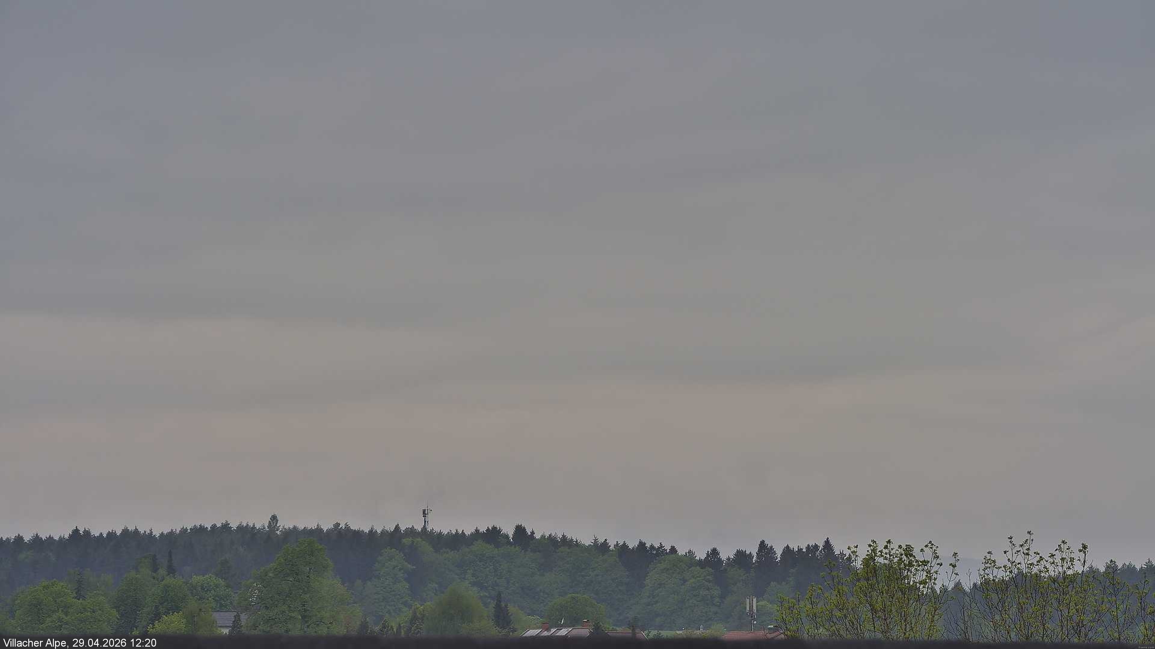 Archived image Webcam Faaker See lake and Villacher Alpe