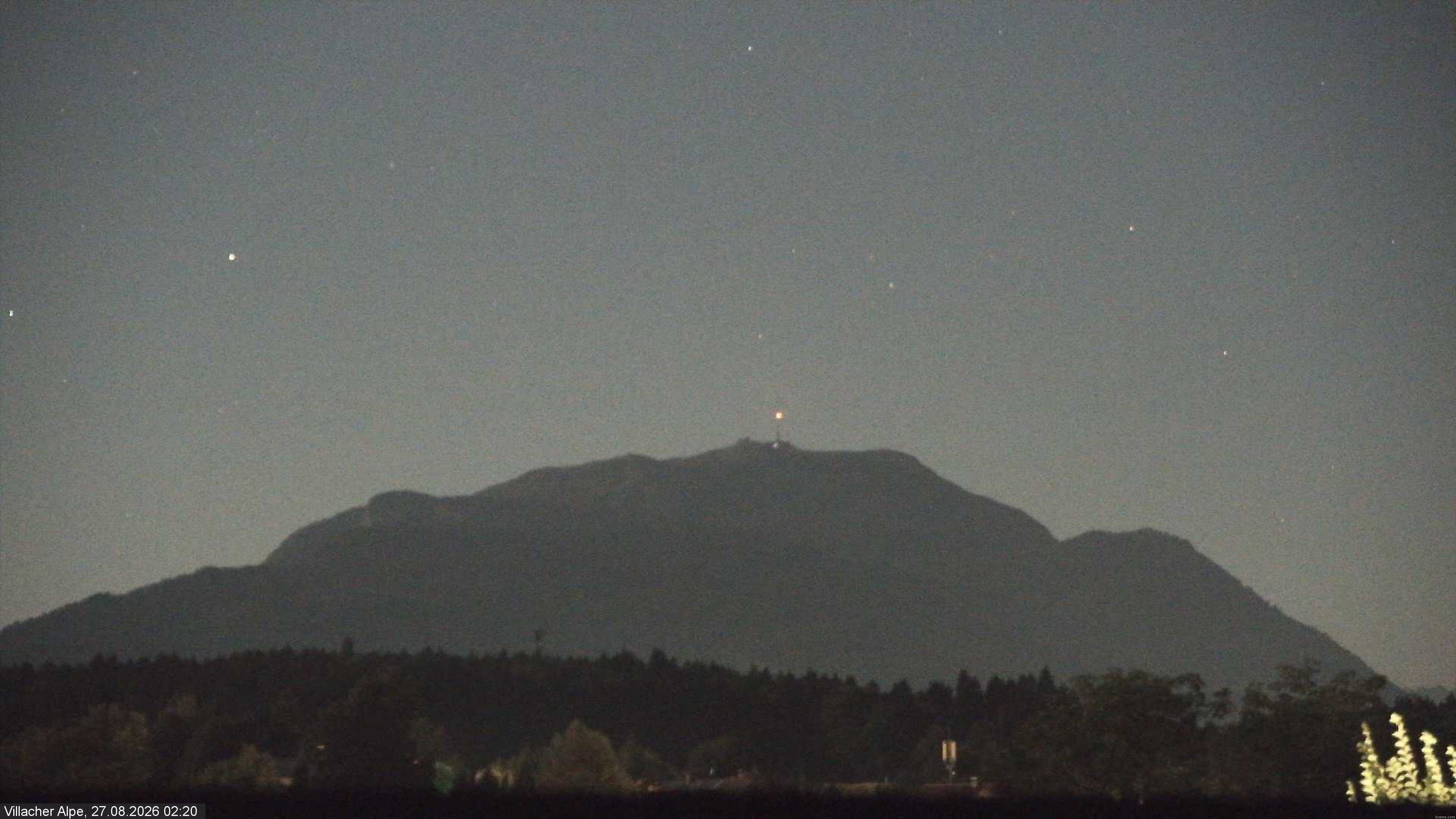 Archived image Webcam Faaker See lake and Villacher Alpe