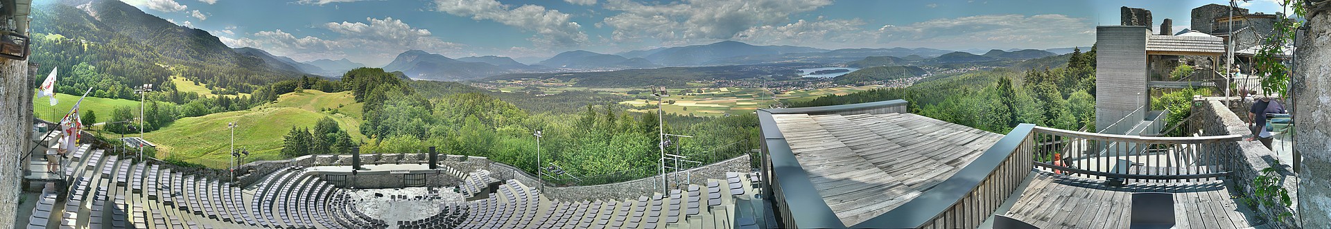 Archived image Webcam Finkenstein castle (Carinthia)
