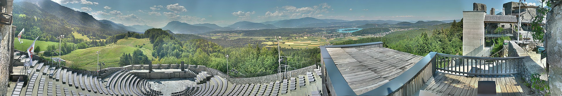 Archived image Webcam Finkenstein castle (Carinthia)