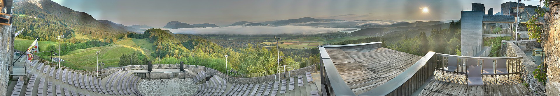 Archived image Webcam Finkenstein castle (Carinthia)
