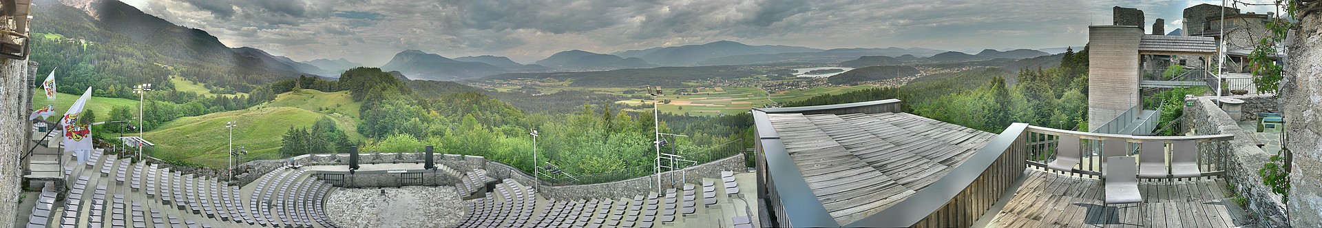 Archived image Webcam Finkenstein castle (Carinthia)