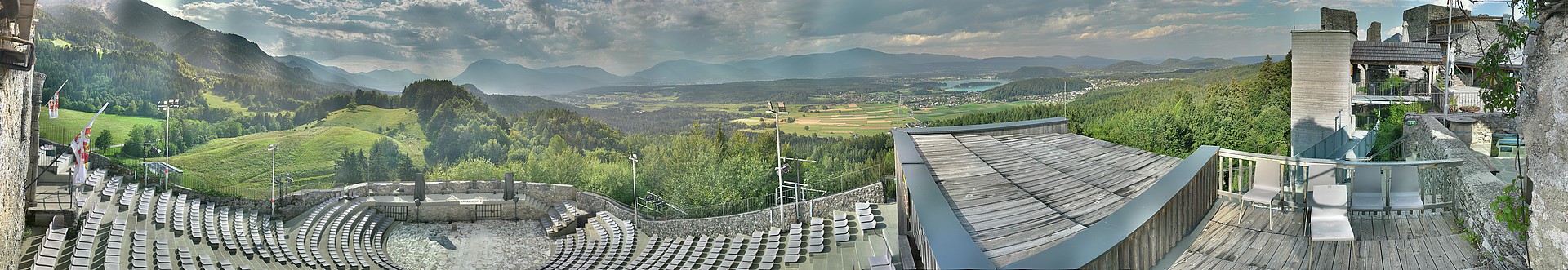 Archived image Webcam Finkenstein castle (Carinthia)