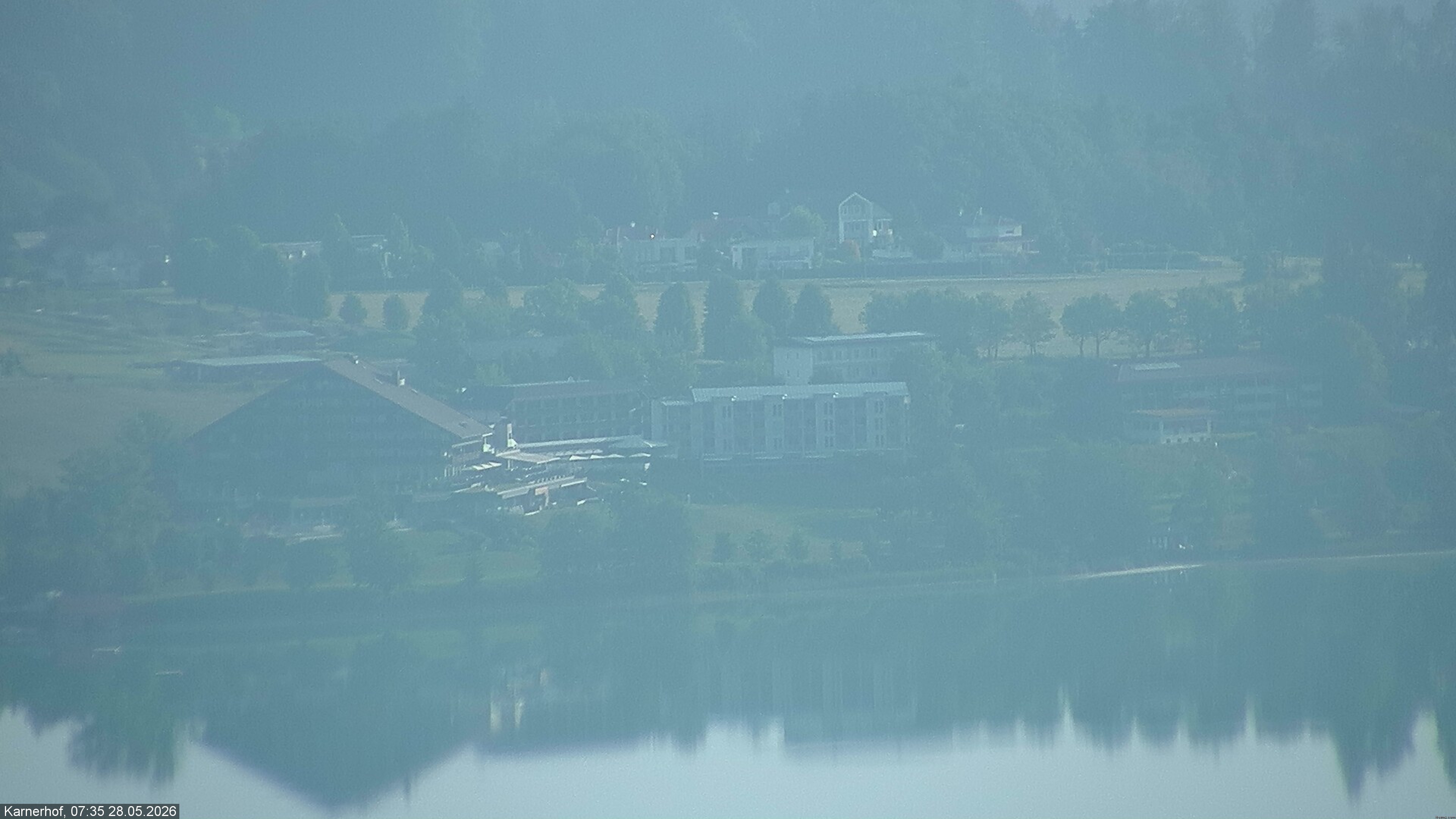 Archived image Webcam Hotel Karnerhof at Faaker See lake