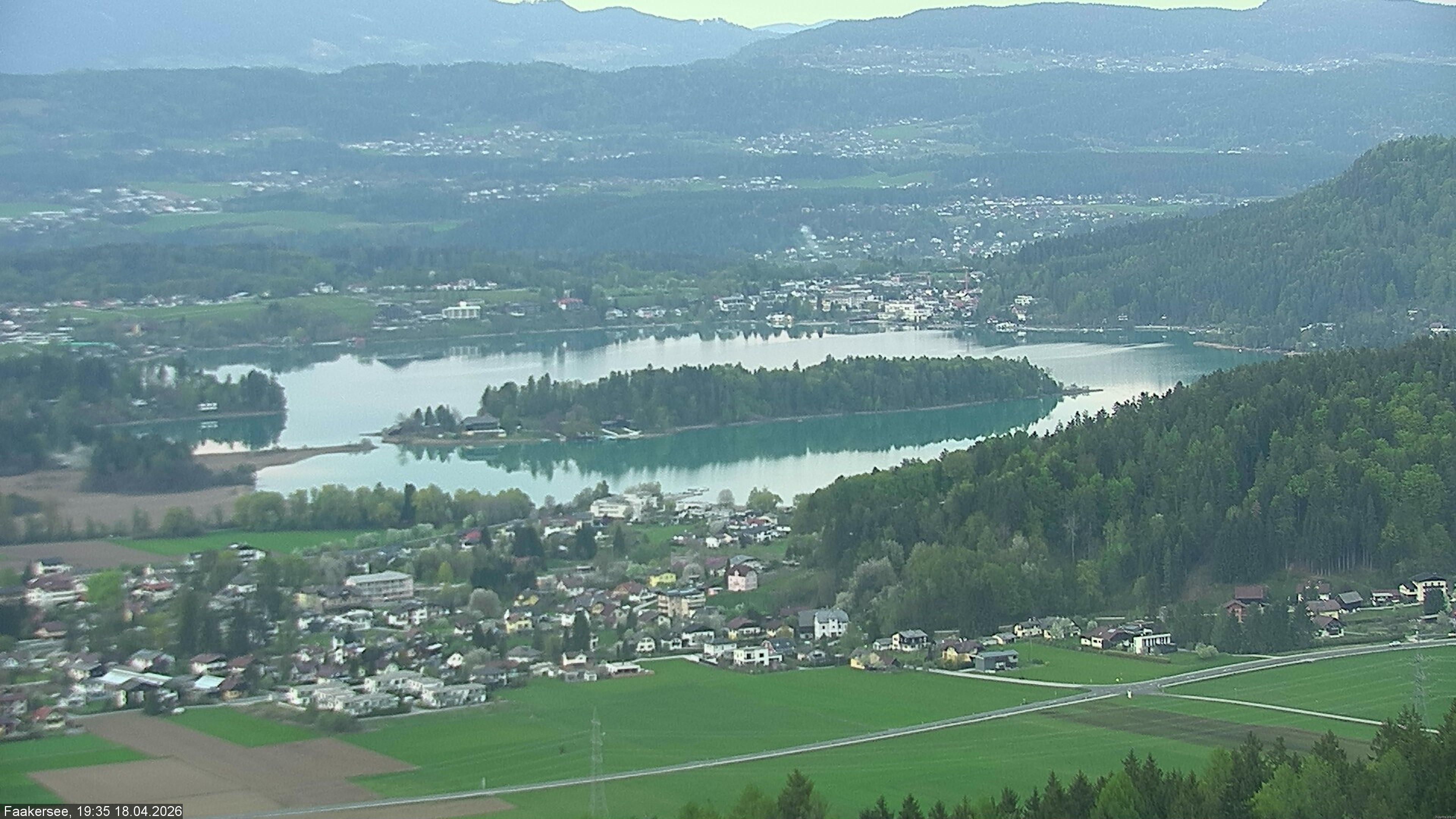 Archiv Foto Webcam Faakersee südlich von Villach