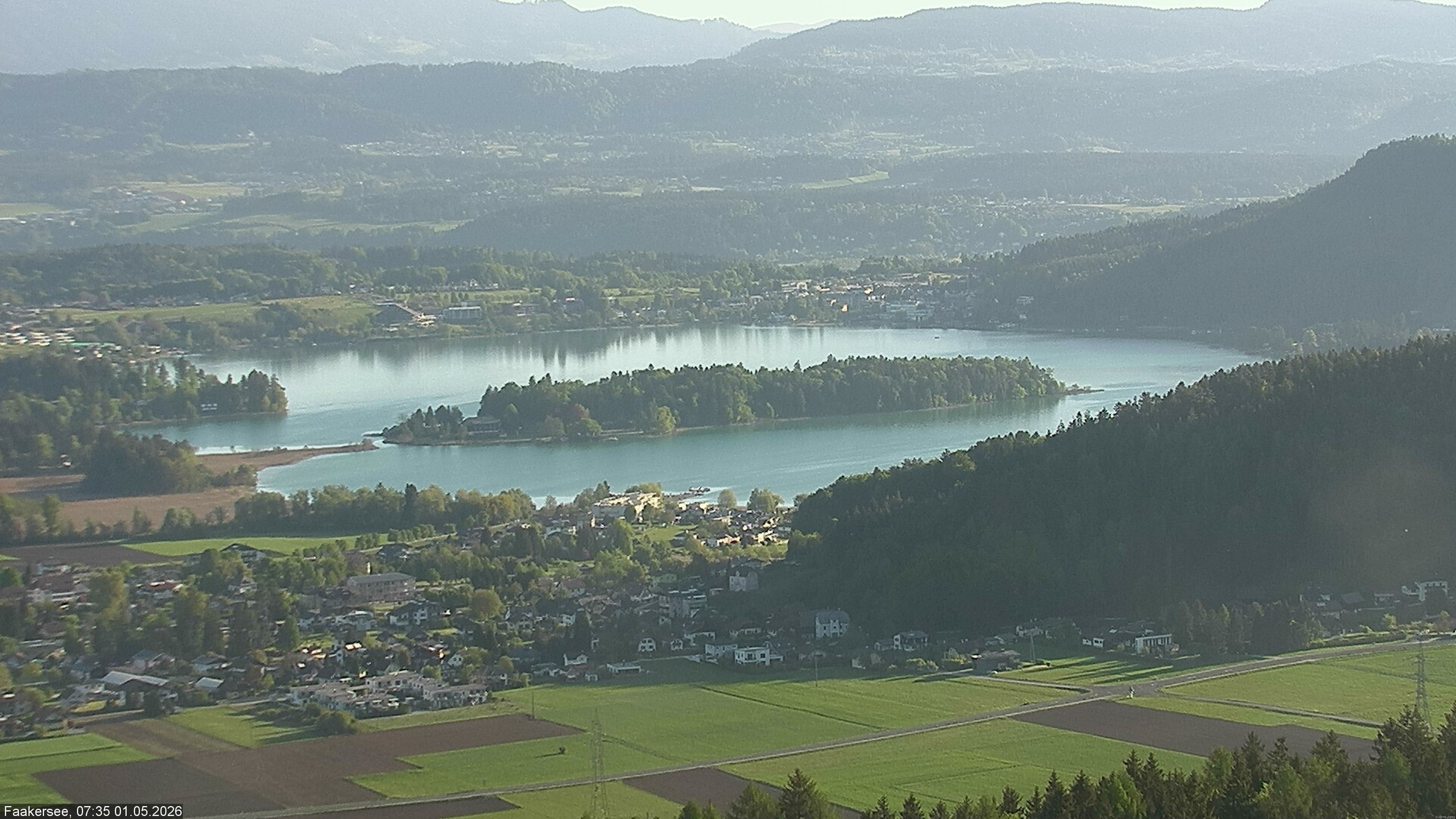 Archiv Foto Webcam Faakersee südlich von Villach