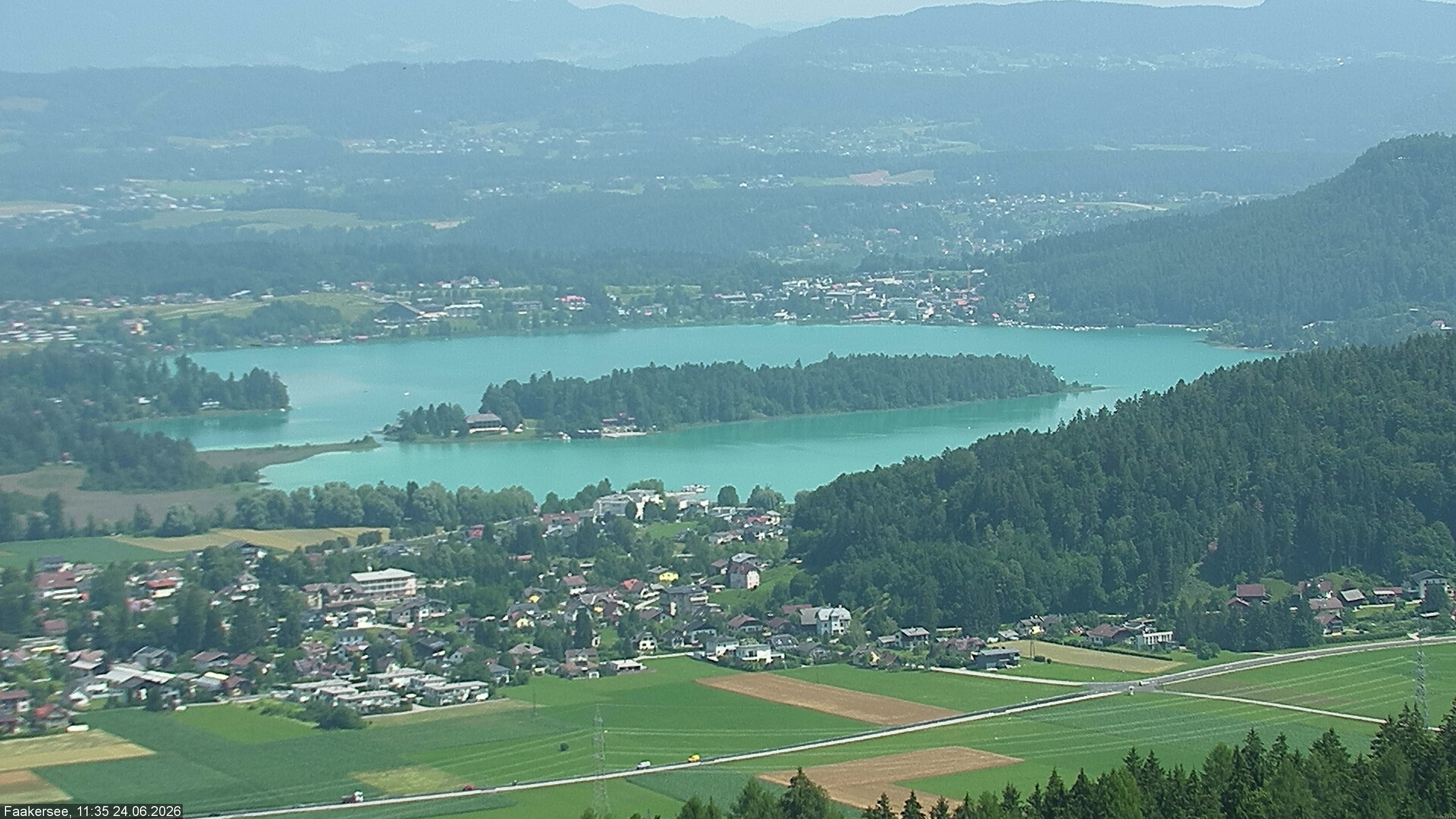 Archiv Foto Webcam Faakersee südlich von Villach
