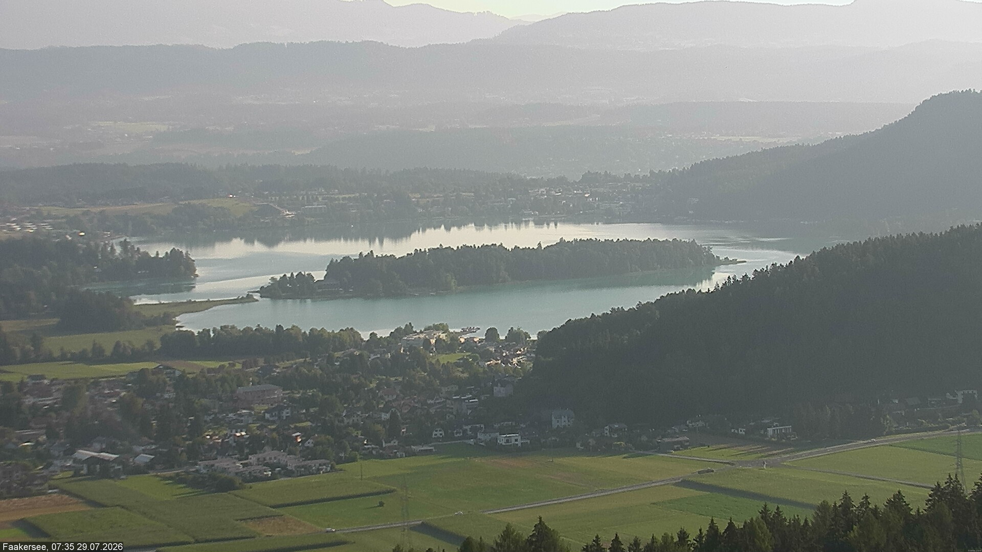 Archiv Foto Webcam Faakersee südlich von Villach