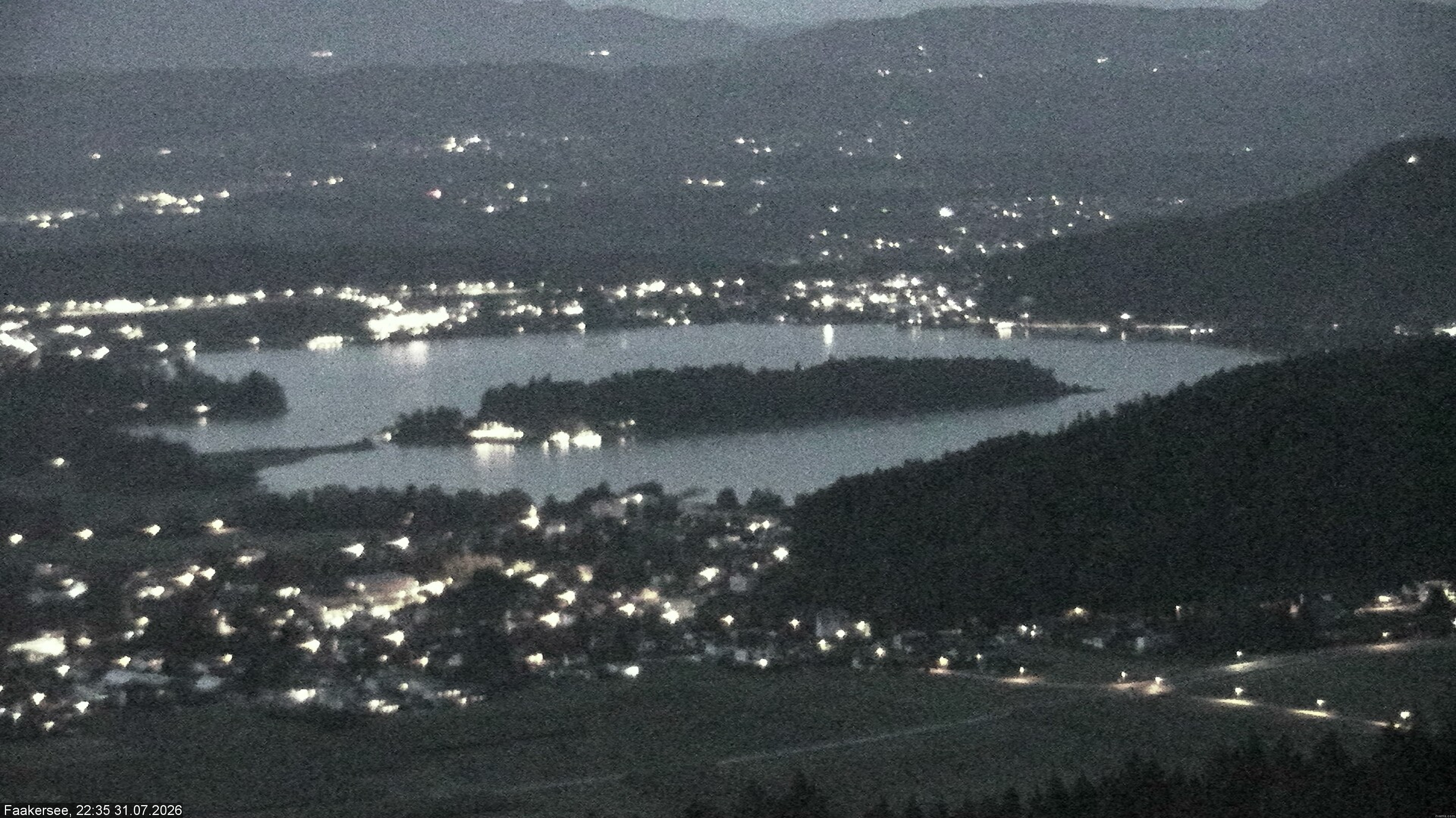 Archiv Foto Webcam Faakersee südlich von Villach